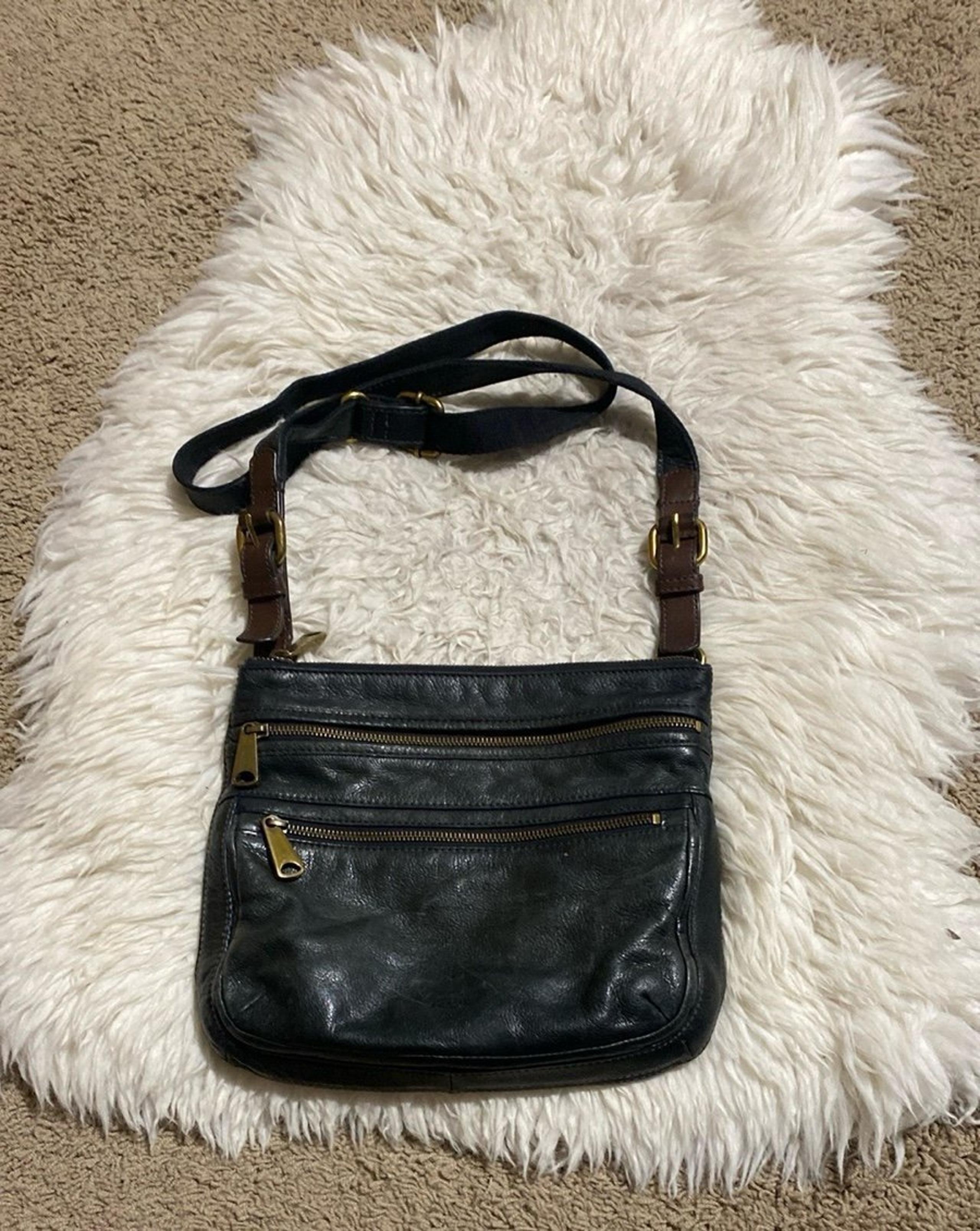 Fossil Black Pebbled Leather Explorer Crossbody Bag