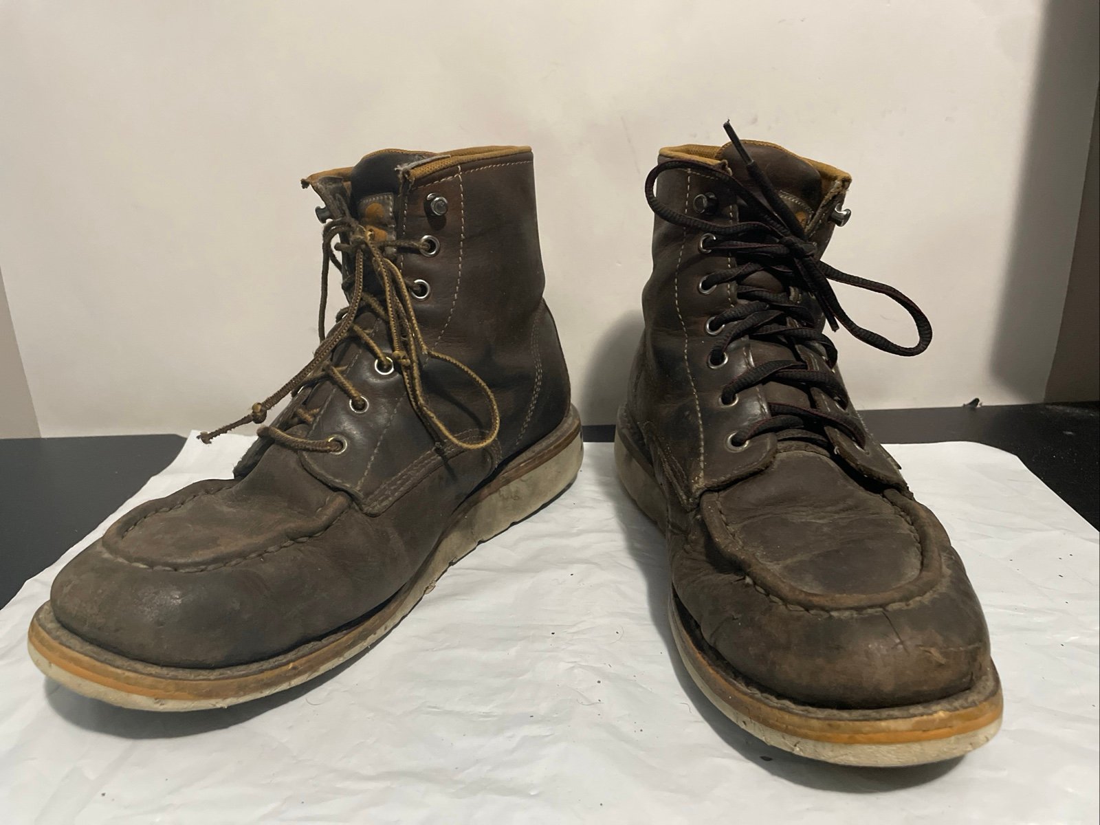 Carhartt Men's Waterproof Soft Toe Work Boot Brown Oil Size 10 Boots Broke In