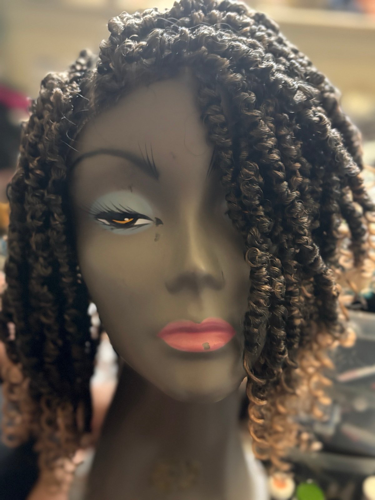 Twist lace wig