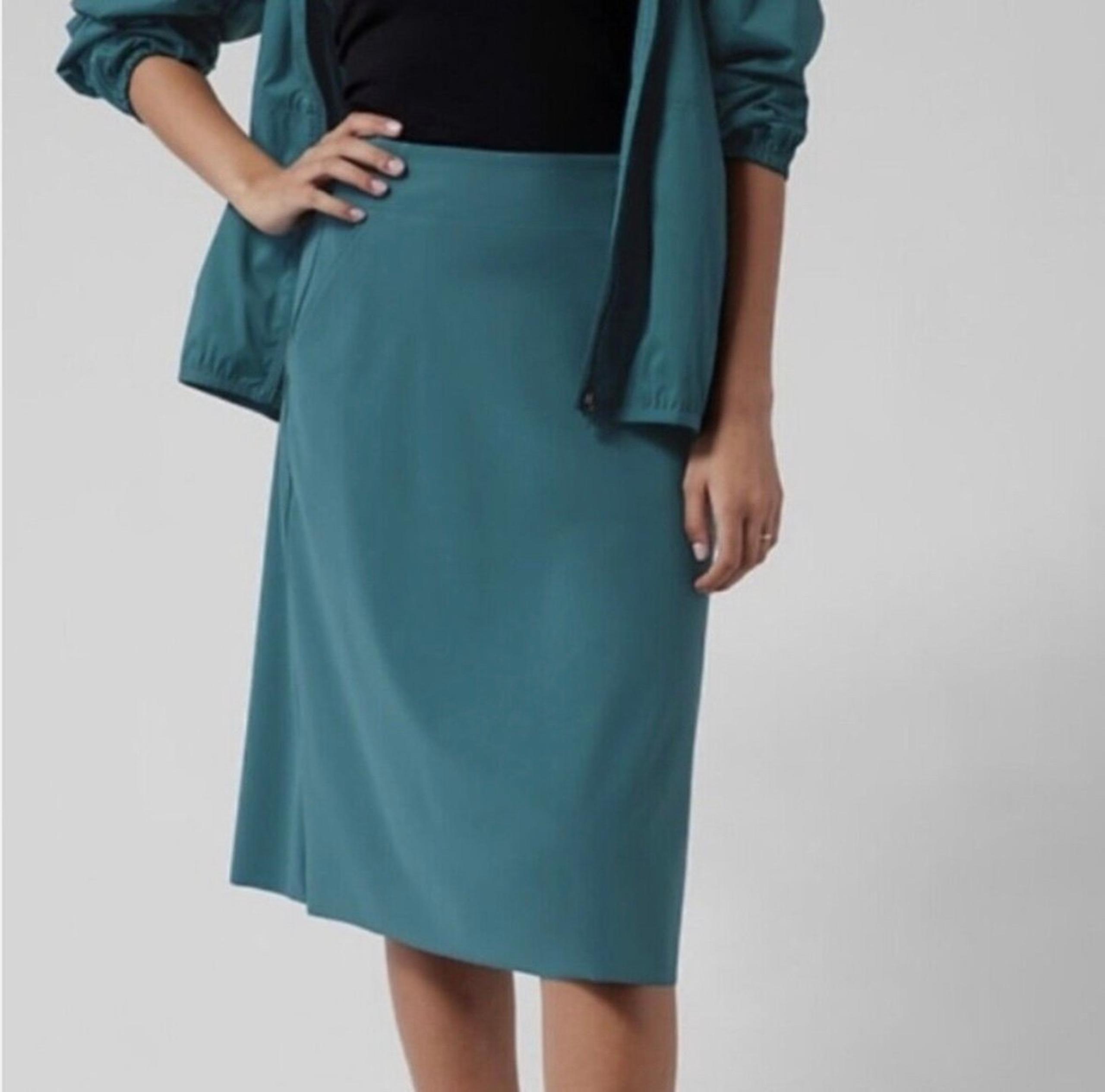 NWT Athleta Women’s Cosmic Midi A-line Stretch Skirt - Teal Borealis Green, XL