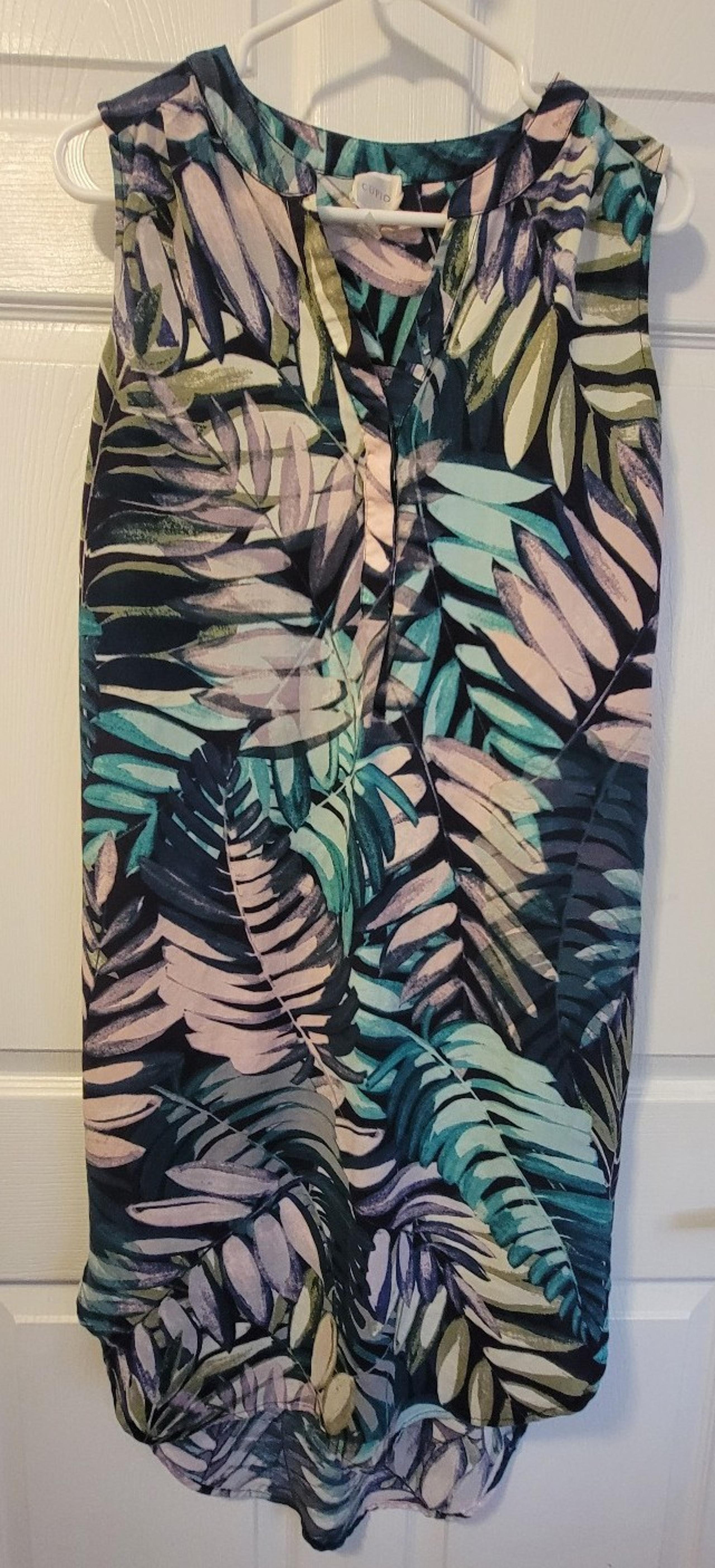 Sleeveless midi dress
