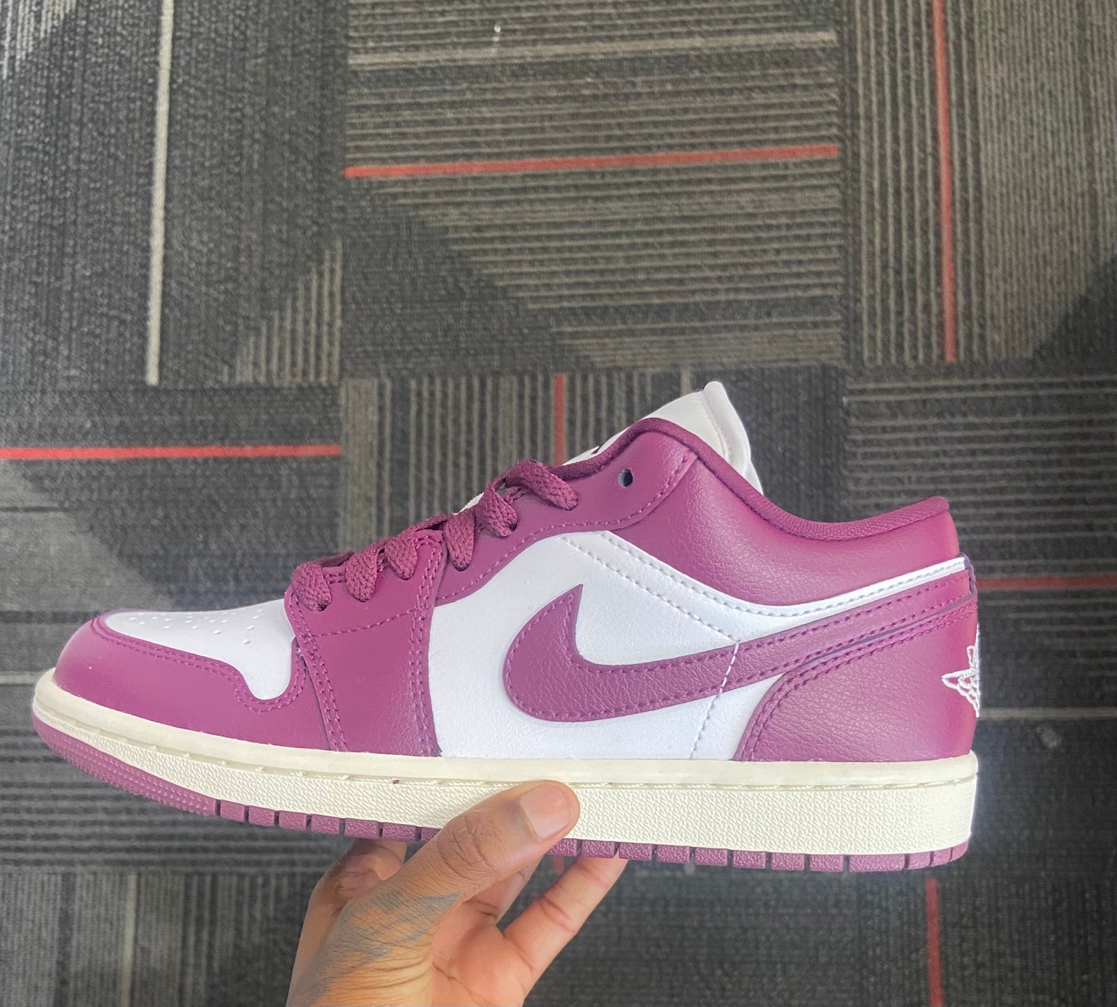 AIR JORDAN 1 LOW