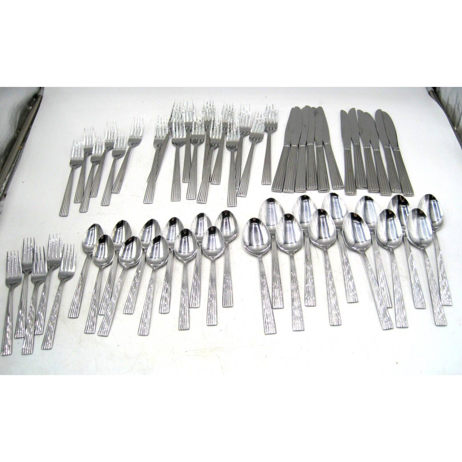 59 Pieces Hampton Silversmiths Grand Stainless Ribbed Square Handle Flatware