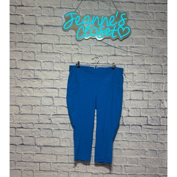 Lululemon Swift Speed High-Rise Crop 21 Size 16 Excellent like new without t