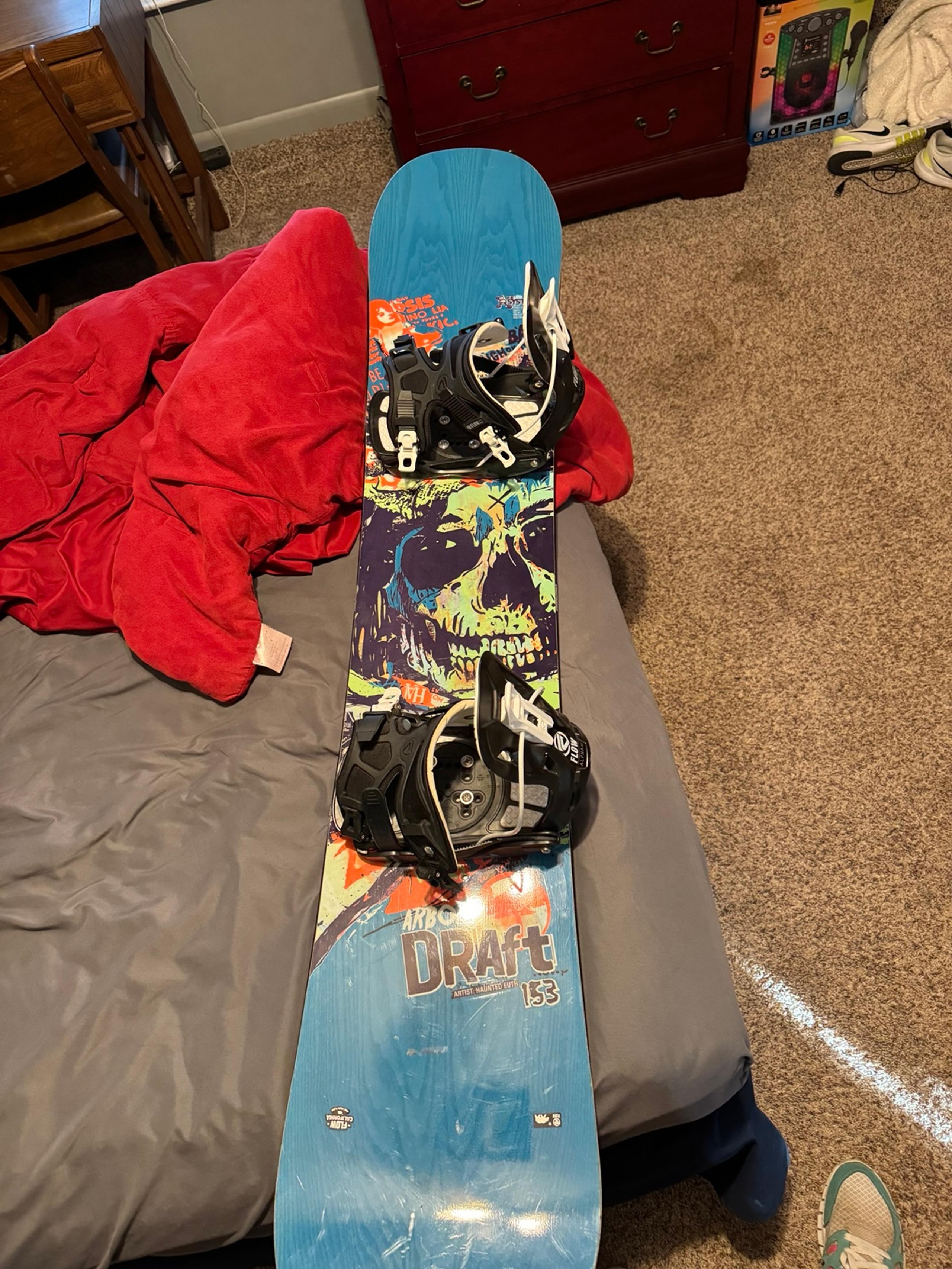 Arbor Draft 153 Freestyle Snowbaord w/shoes