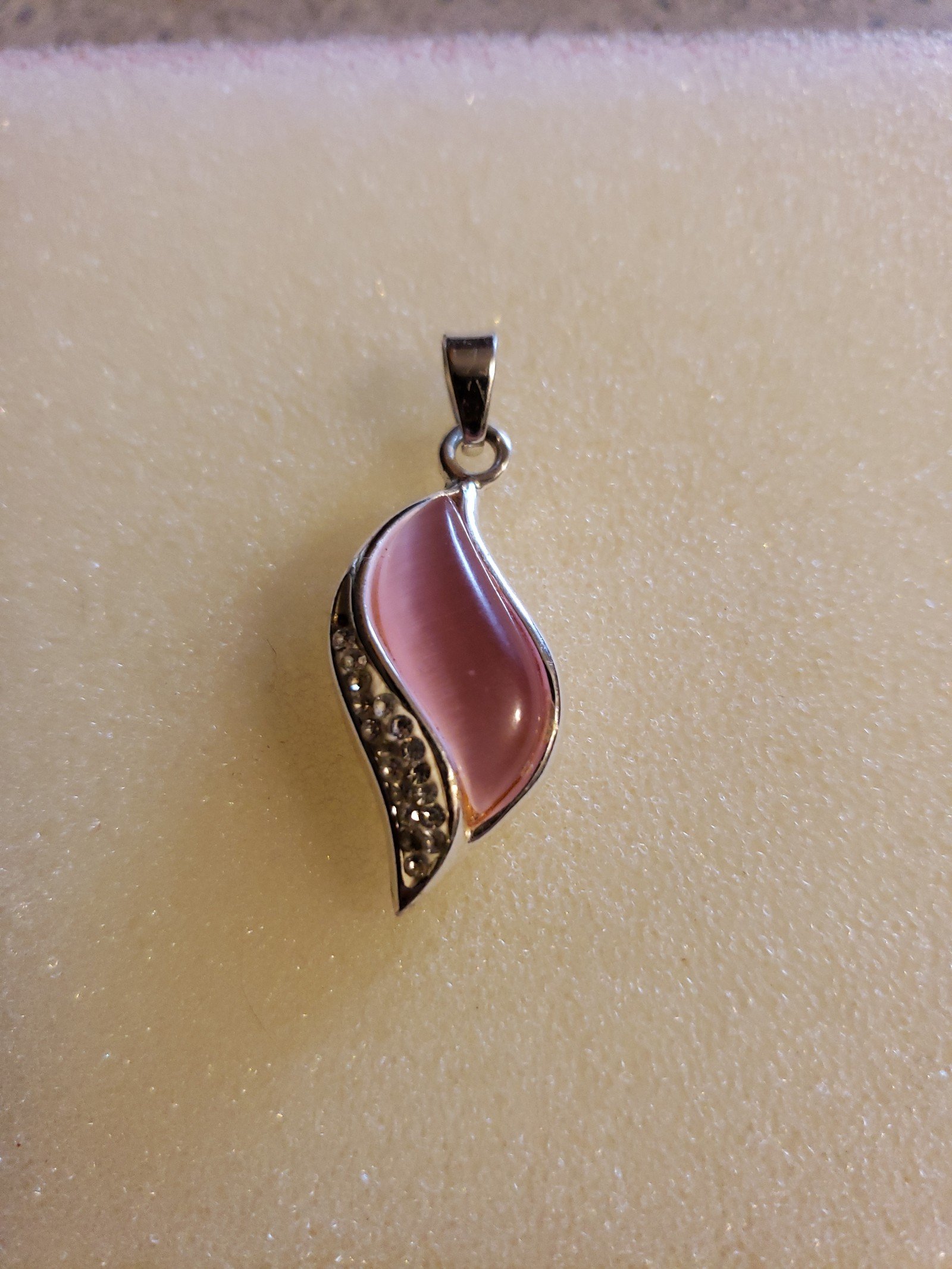 Women's sterling silver pendant