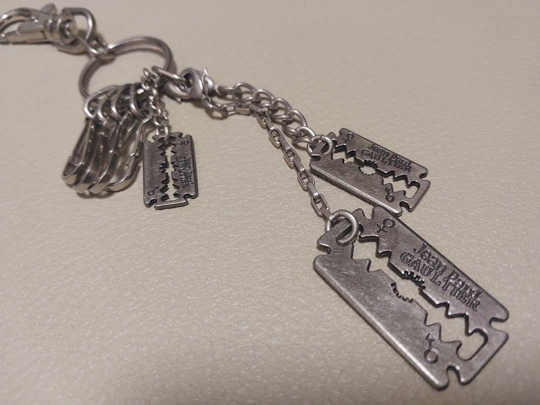 Jean Paul GAULTIER Razor Keychain