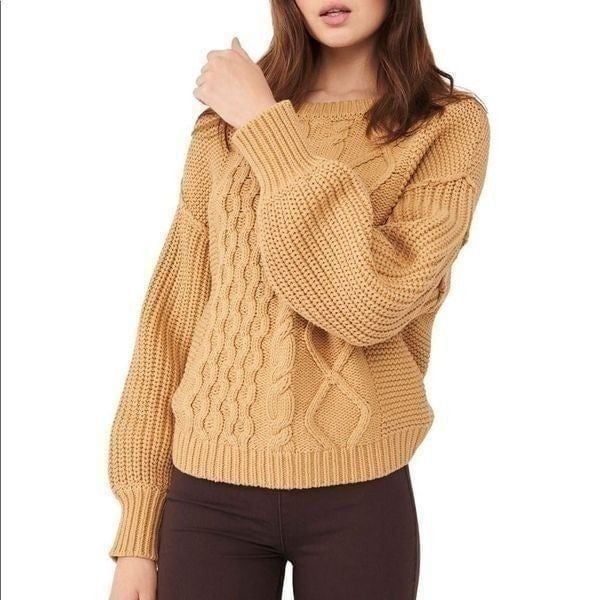 Free People cable knit sweater camel L
