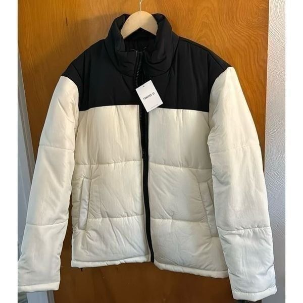 White Puffer Jacket Mens Small