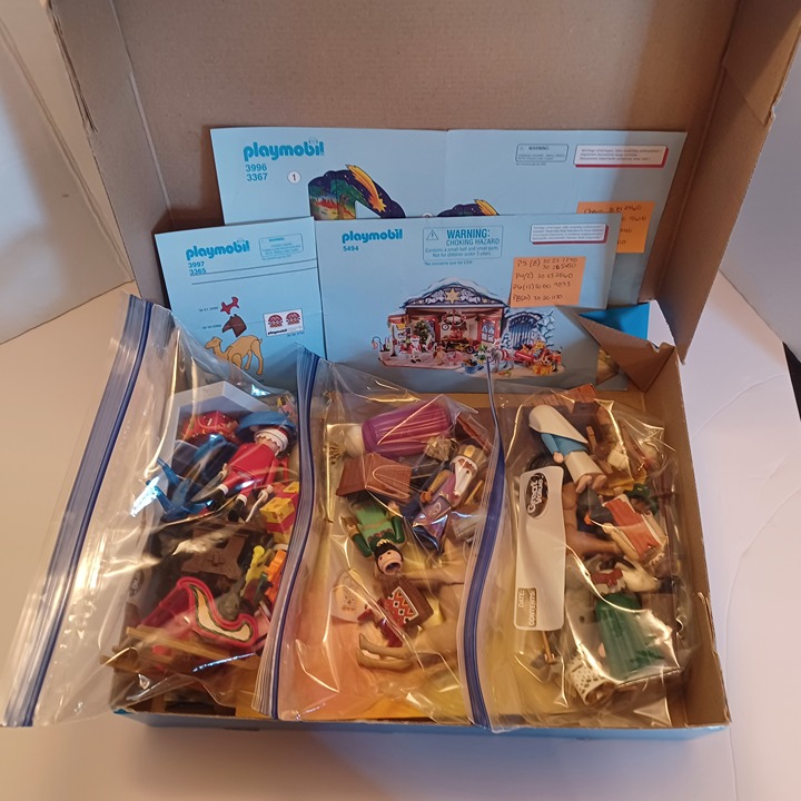 3 Playmobil Christmas Playsets 3996 Nativity 3997Wise Men and 5494 Santas Shop