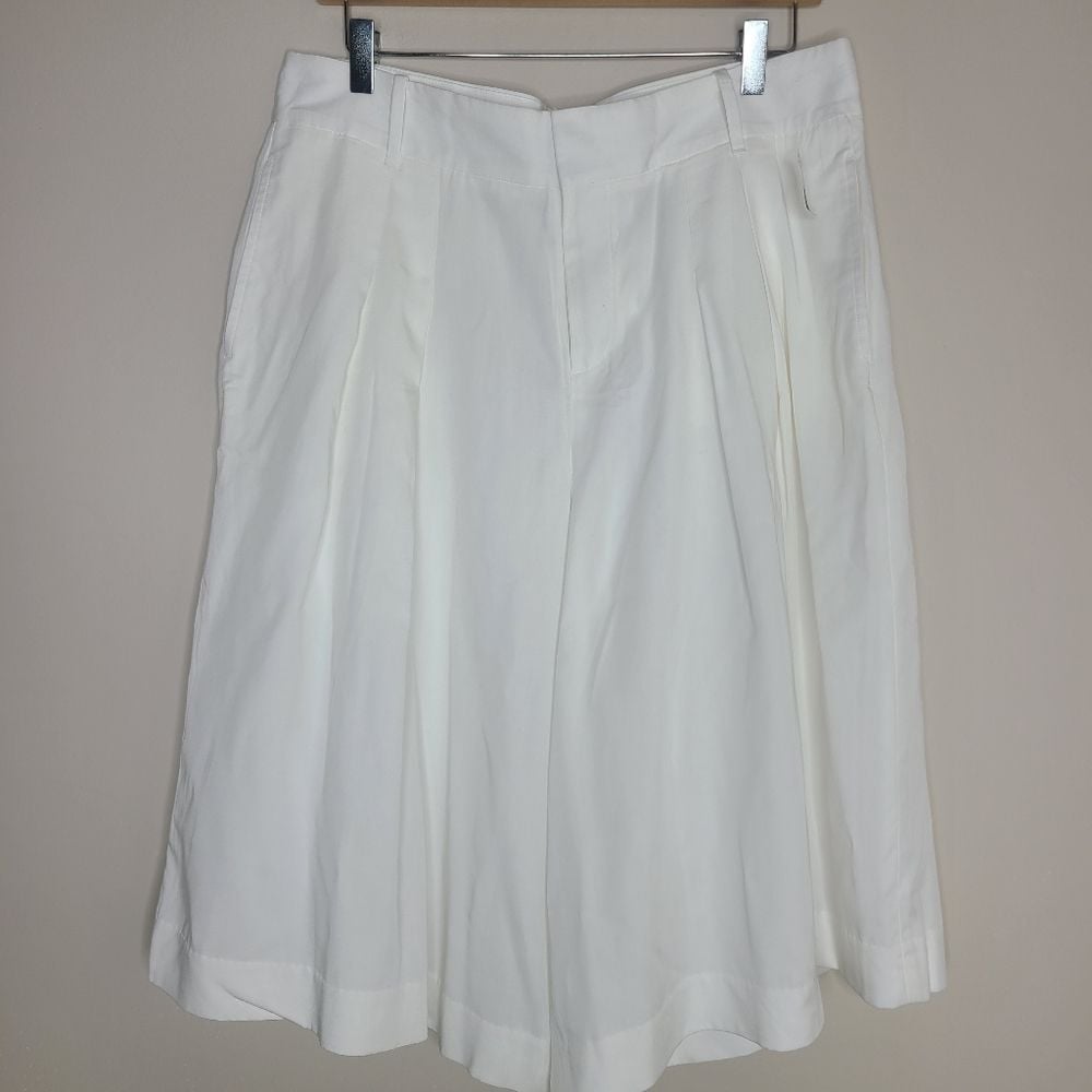 GAP Women's Super High Rise Pleated White Coulotte Shorts Size 12R