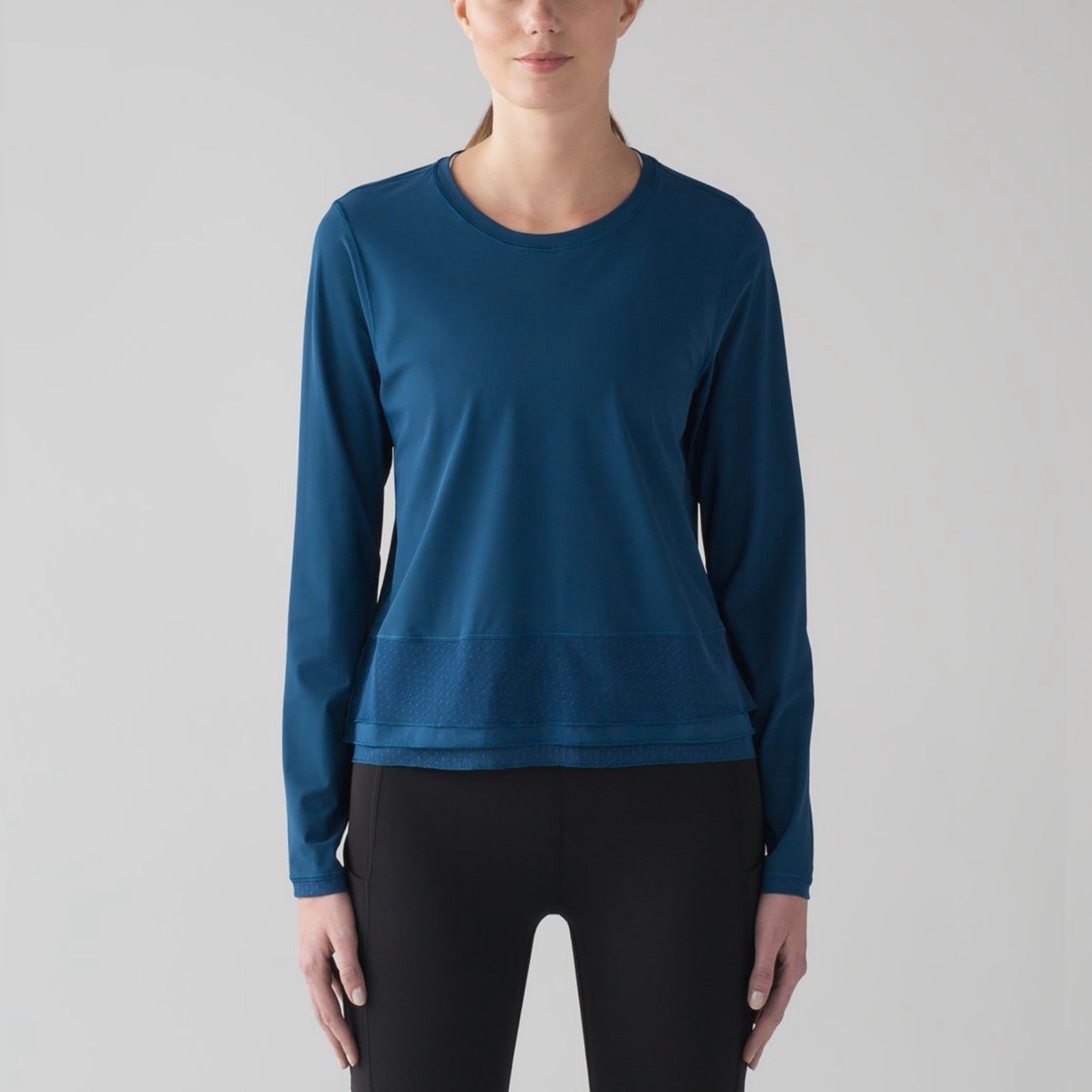 Lululemon Sole Training Long Sleeve Sz 6 In Poseidon