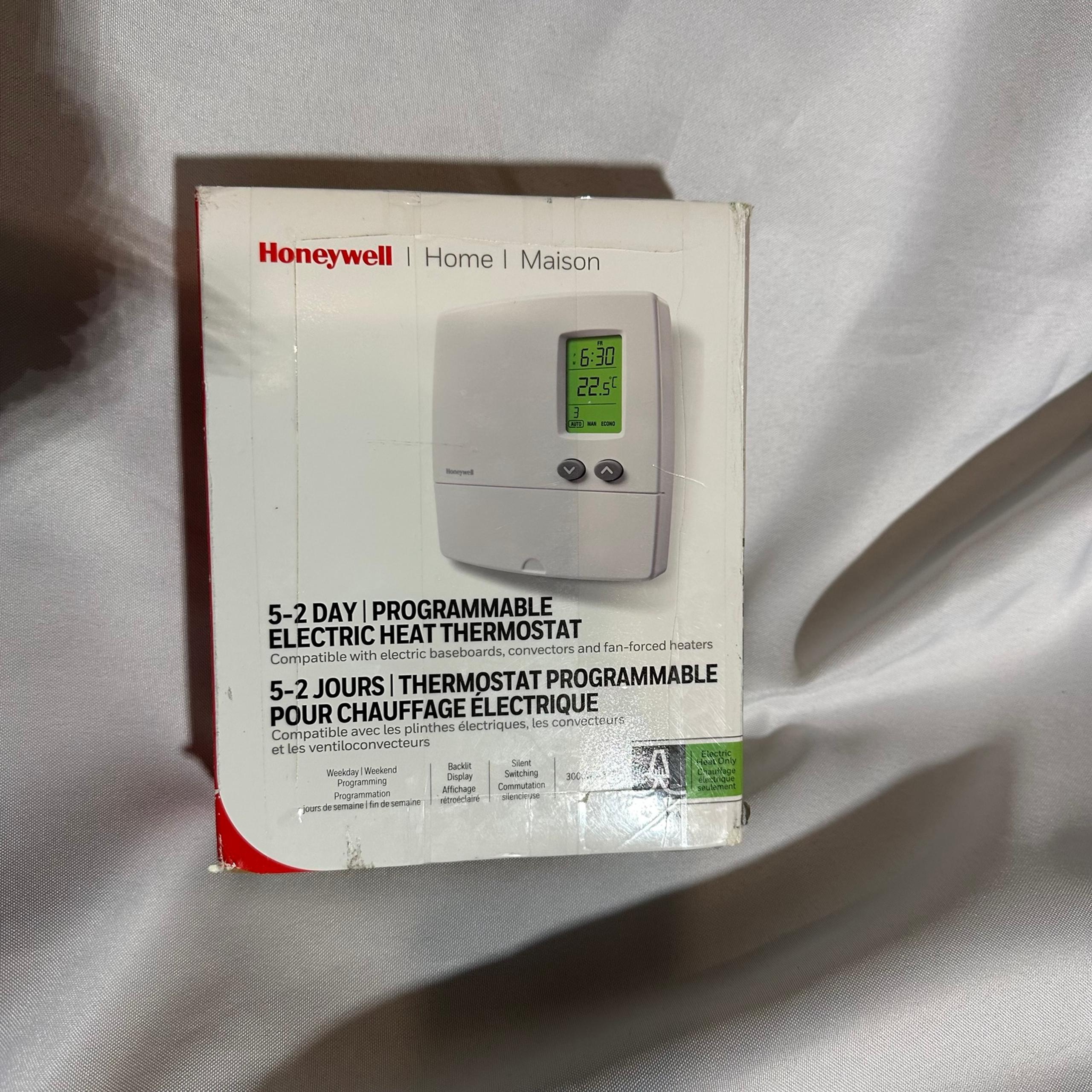Honeywell 5-2 Day Programmable Electric  Heat Thermostat (RLV4300A)