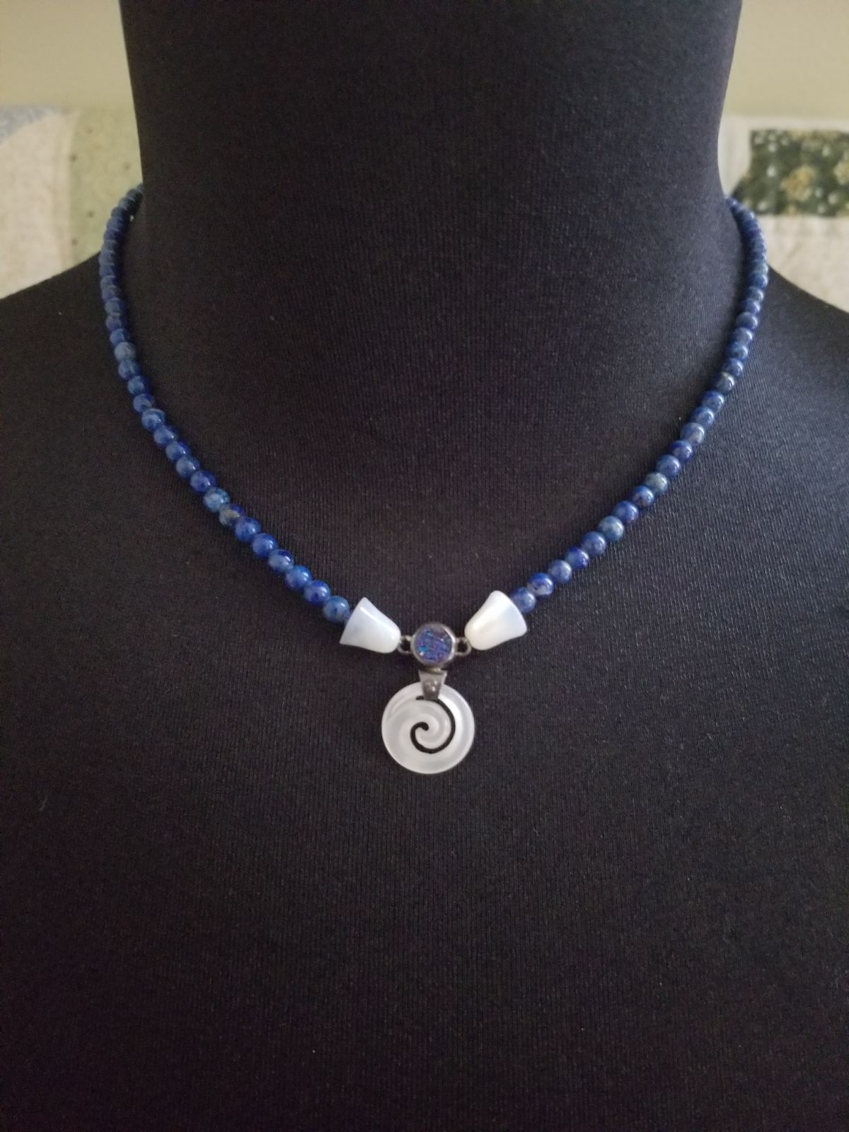 Sajen 925 Druzy, Lapis & Mop Necklace