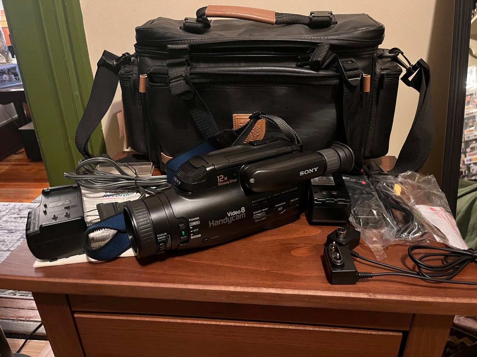 sony video 8 handycam 12x CCD-FC630 With Batteries And Bag