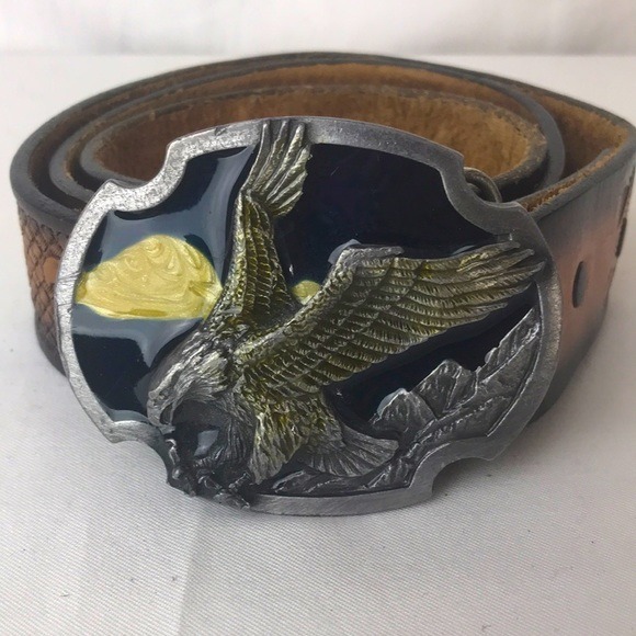 Vintage Siskiyou signed 1986 Eagle buckle and brown decorative belt Sz 32