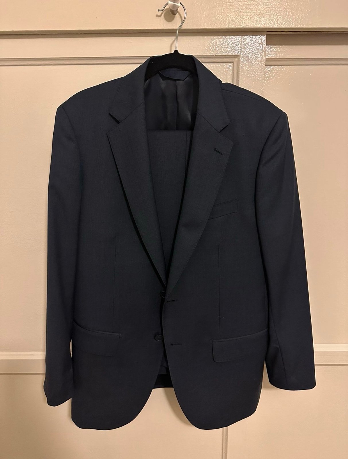 New Men’s Navy Suit