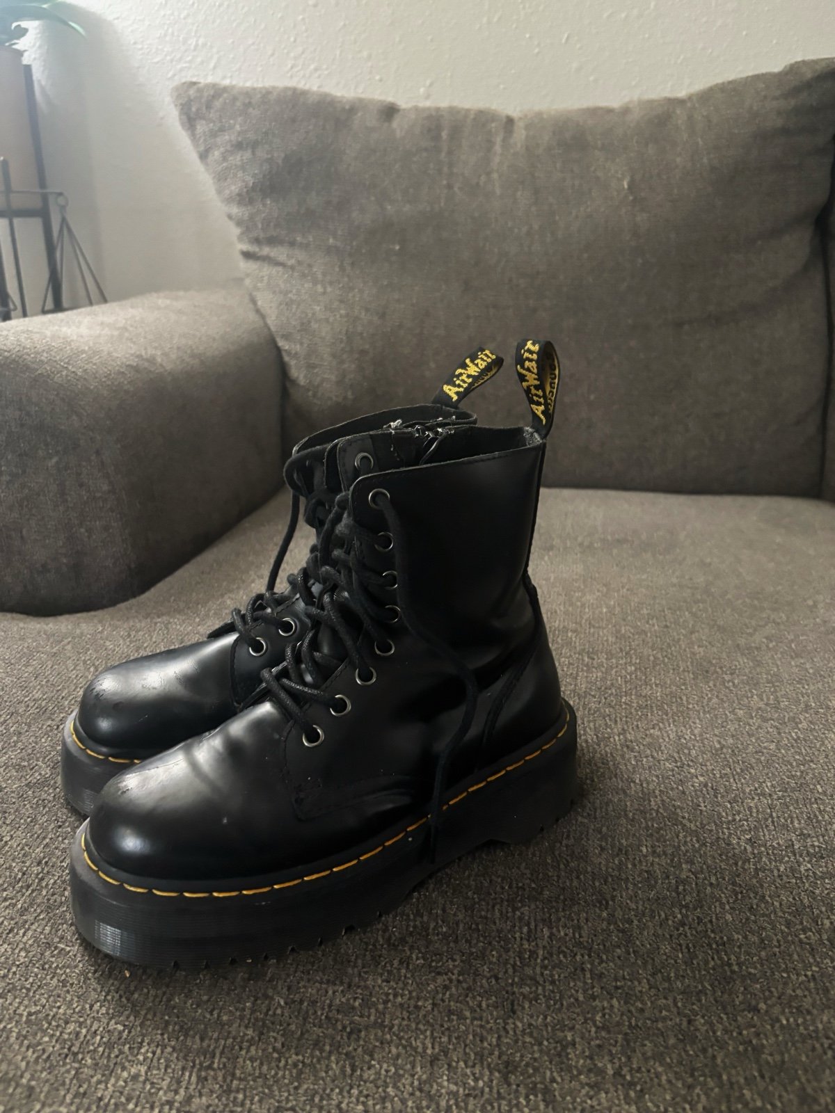 PLATFORM DR. MARTENS