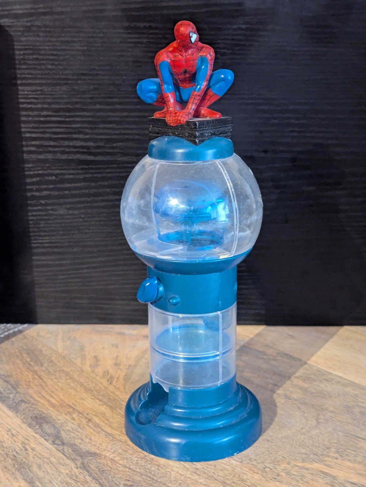 Marvel's Spider-Man Blue Gumball Bank Despenser 2002 Rare Full Body Spider-Man