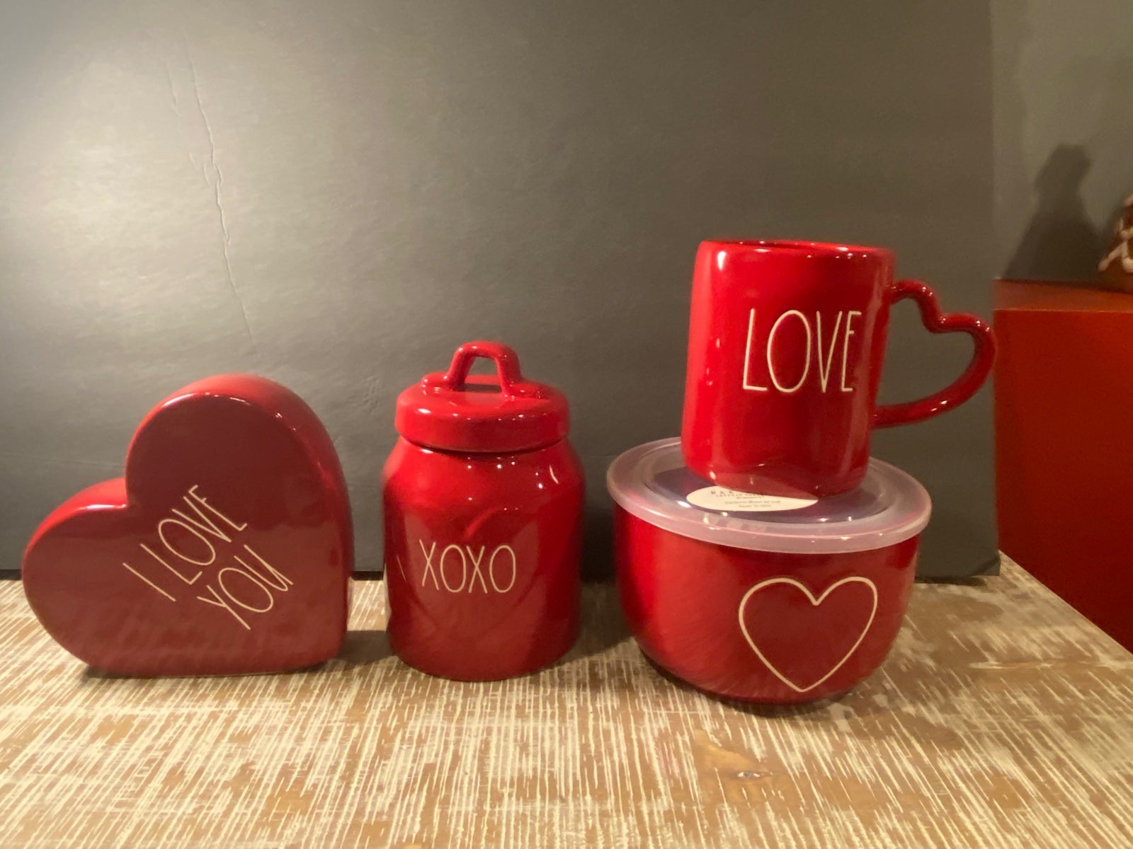Rae Dunn Valentine”s Day bundle new for 2023