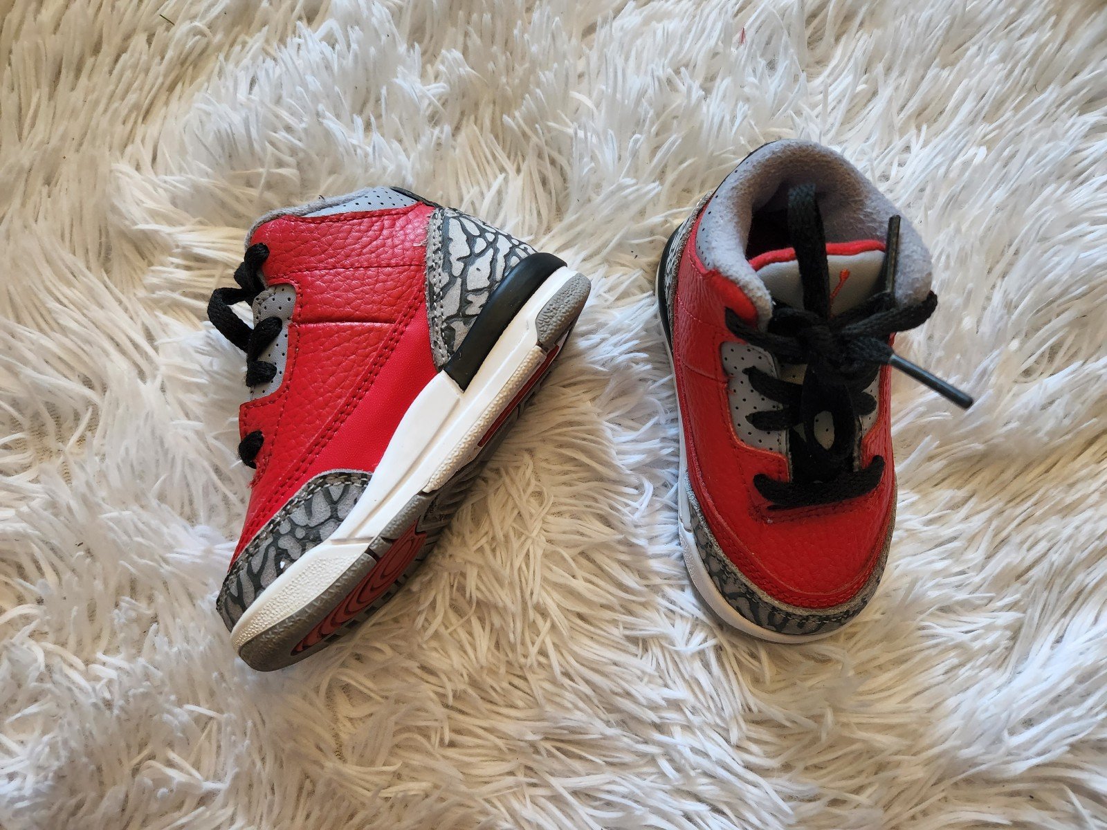 Jordan toddler shoes red size 5c