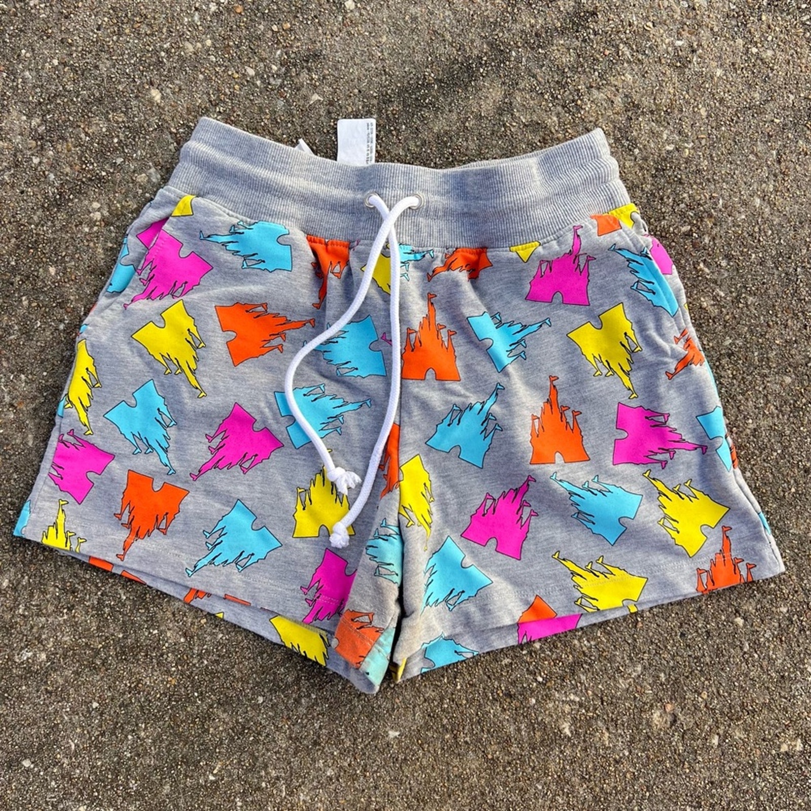 Walt Disney World Cinderella Castle Gray Drawstring Lounge Shorts With Pockets