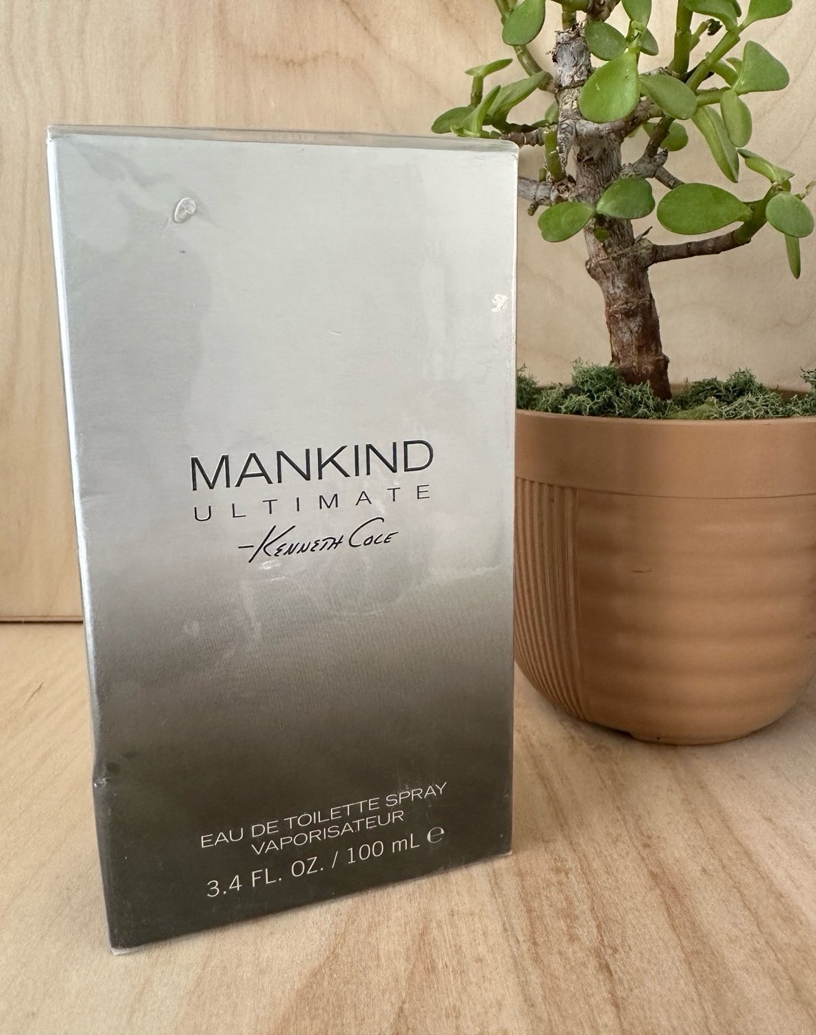 MANKIND ULTIMATE By Kenneth Cole. Eau de toilette 3.4oz/100ml