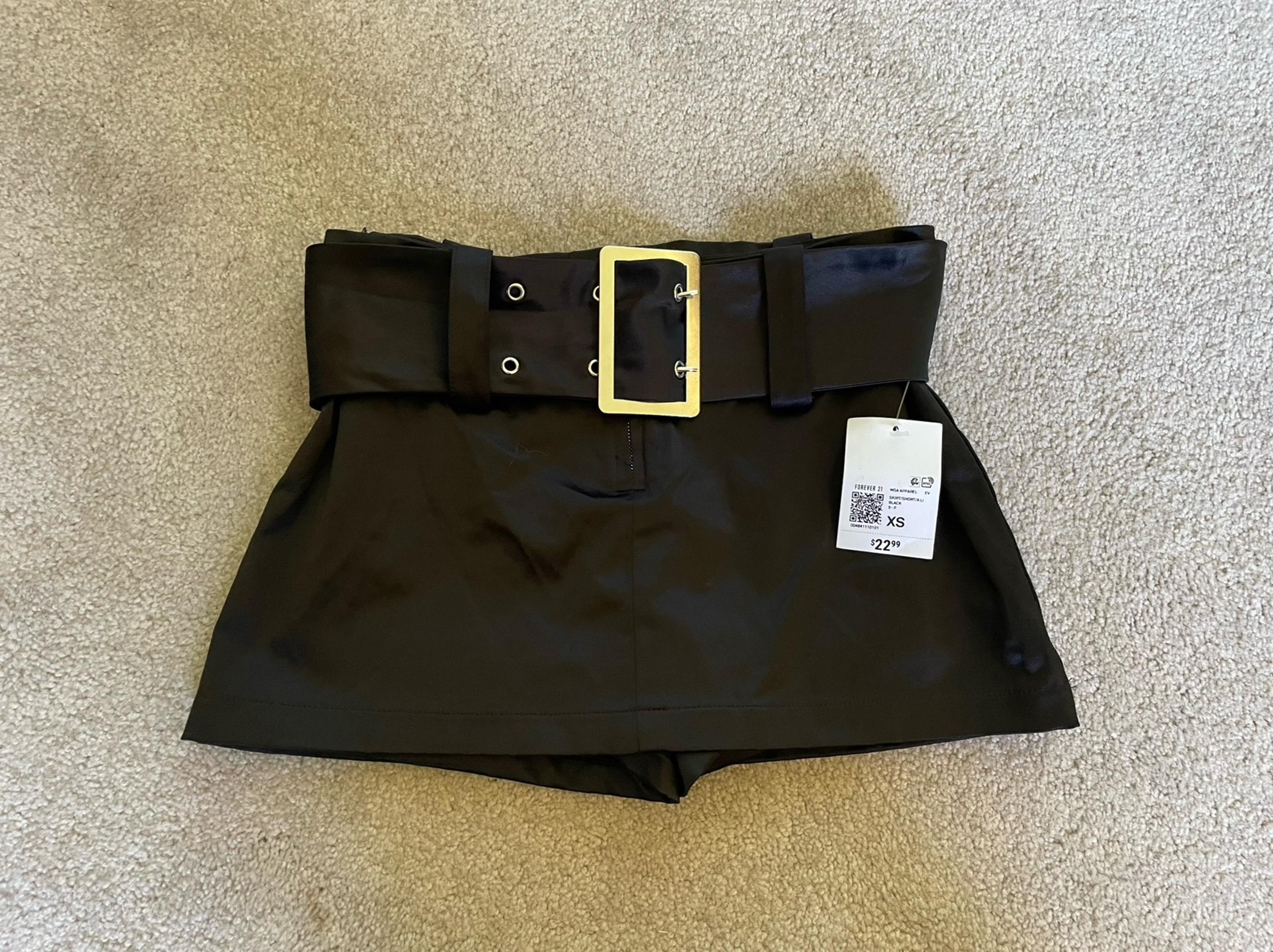 NWT Y2K forever 21 mini squirt / skirt Women’s Sz XS  Black #764