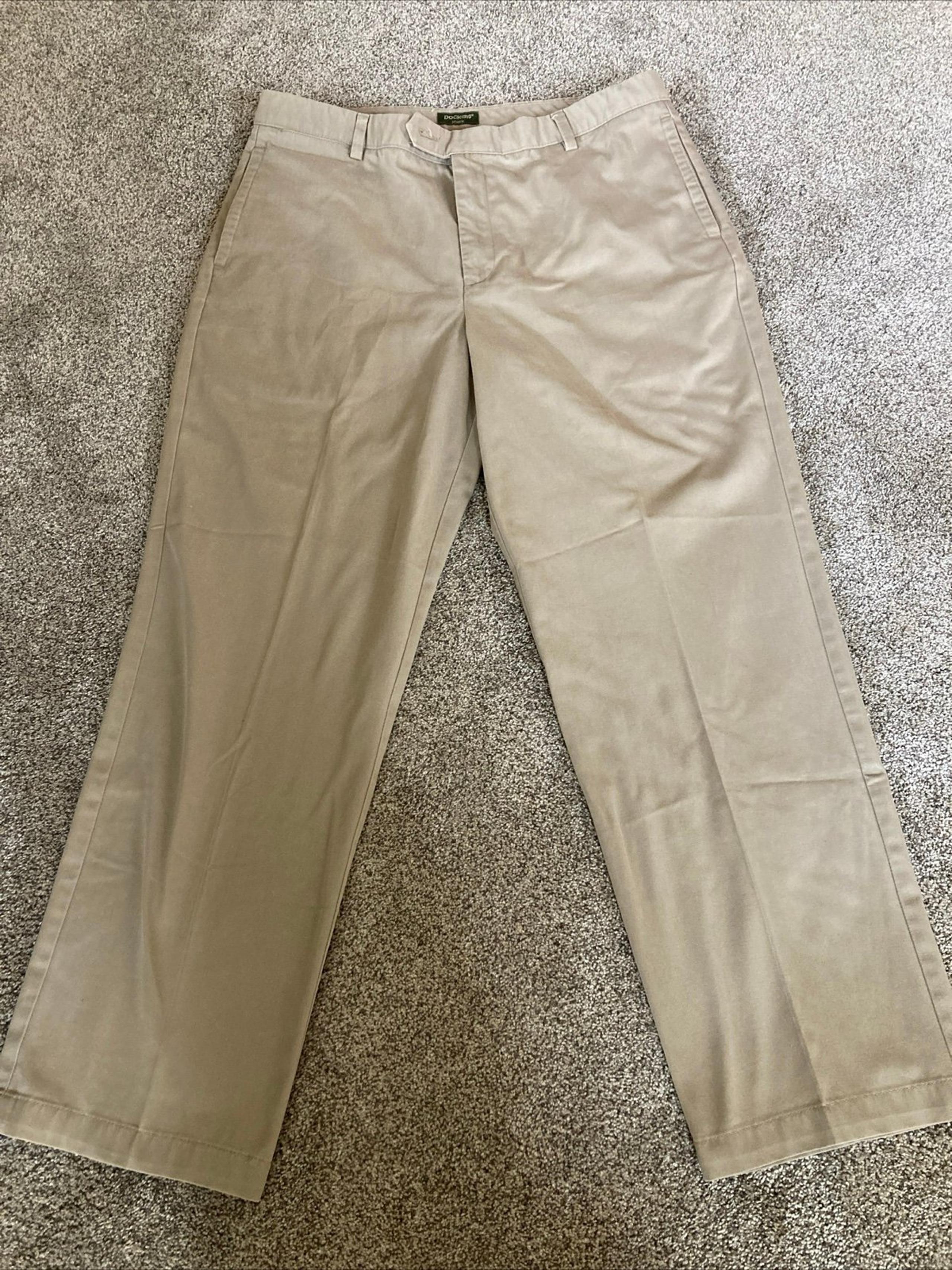Dockers Pants Mens 38x31 Tan Khakis Flat Front Classic Fit Chino Preppy Cotton