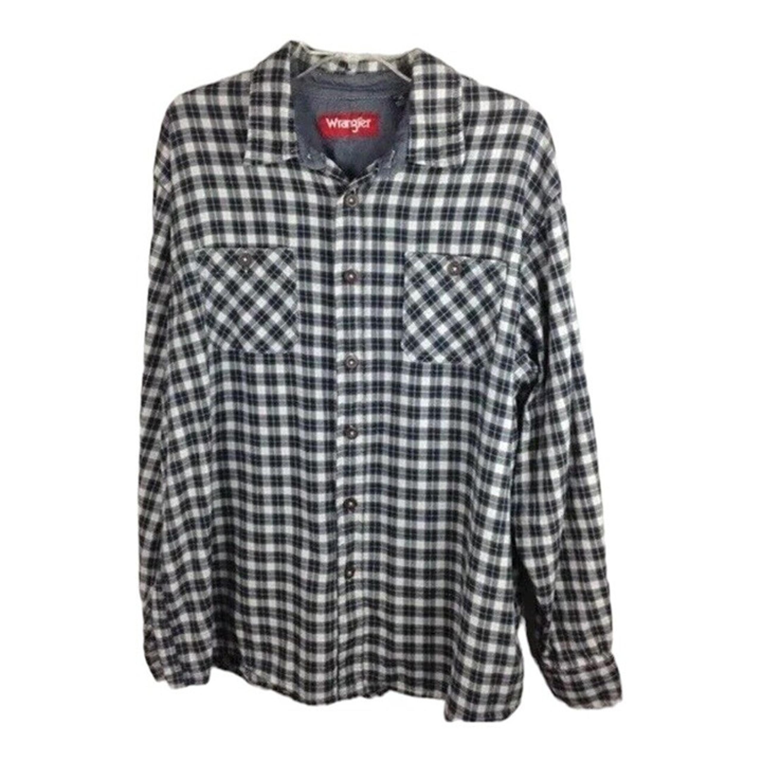 Wrangler Mens Shirt Size XL Button Down Long Sleeve Flannel Black Plaid Pocket