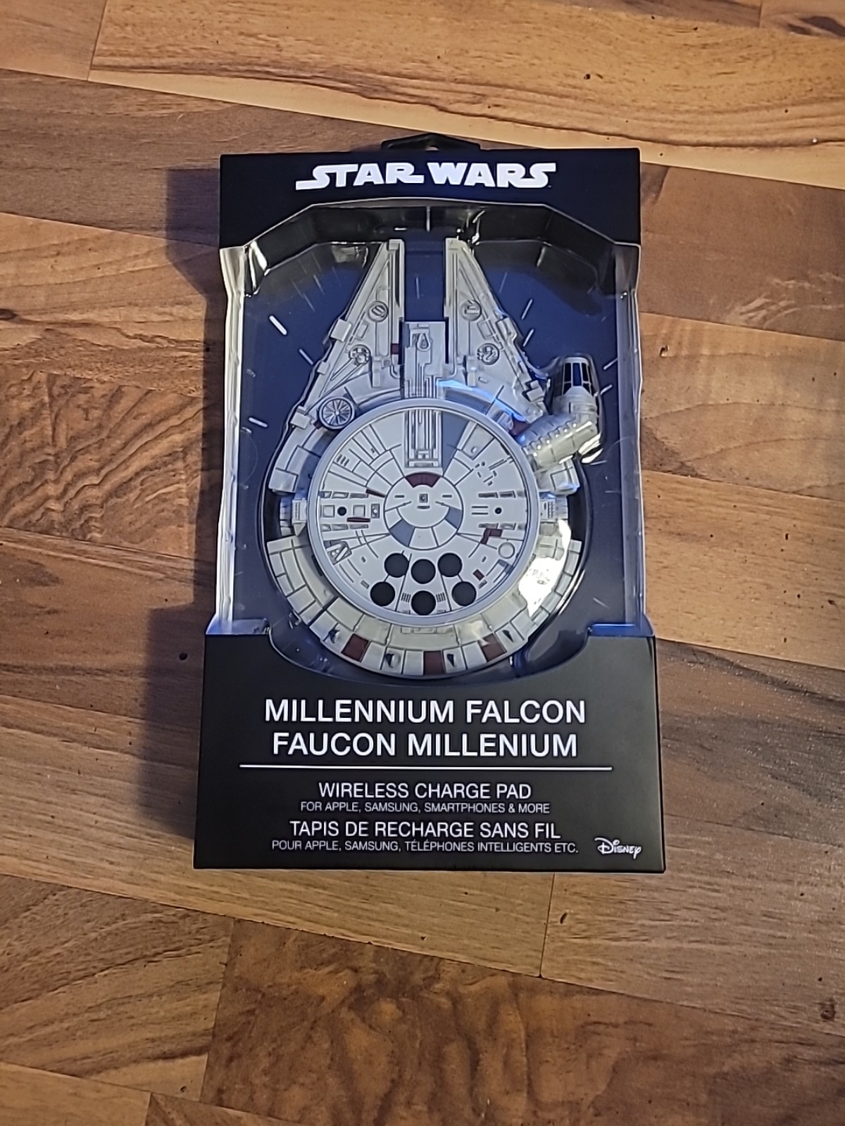 millennium falcon phone charger