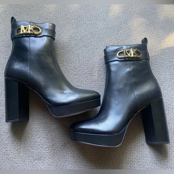 Michael Kors Women's Black Leather Parker Platform Bootie Boots 4 Heel 10M NIB