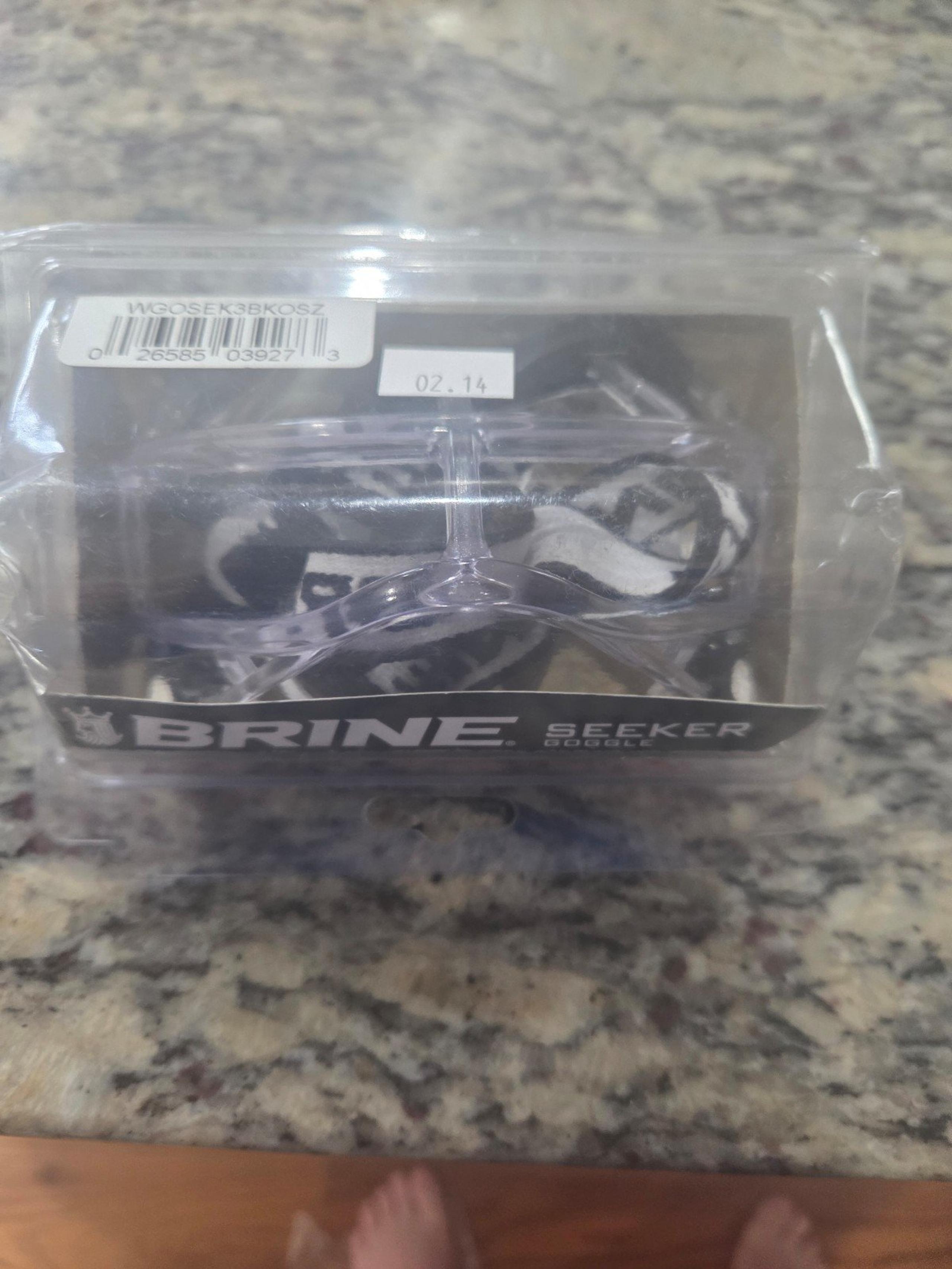 Brine Adult seeker womens adult Lacrosse goggles