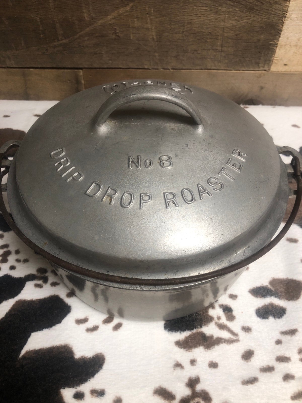 Vintage Aluminum Wagner Ware No. 8