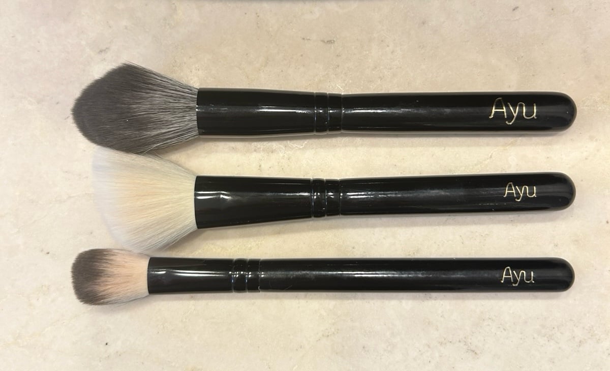 Ayu Cosmetics Makeup Brushes