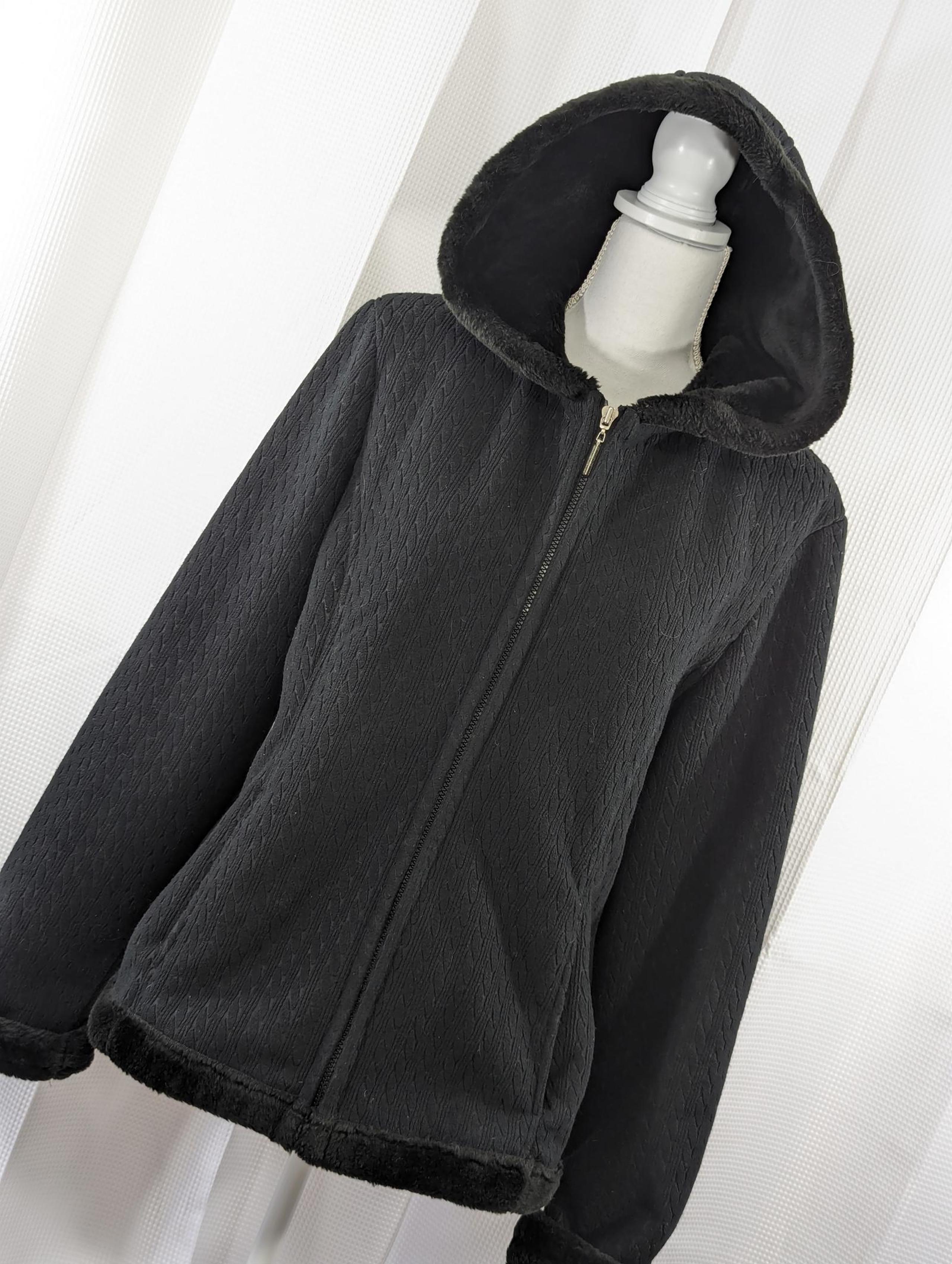 WEATHER TAMER! PLUSH BLACK FAUX FUR LINED, VELVETY CABLED, HOODIE JACKET! SZ M