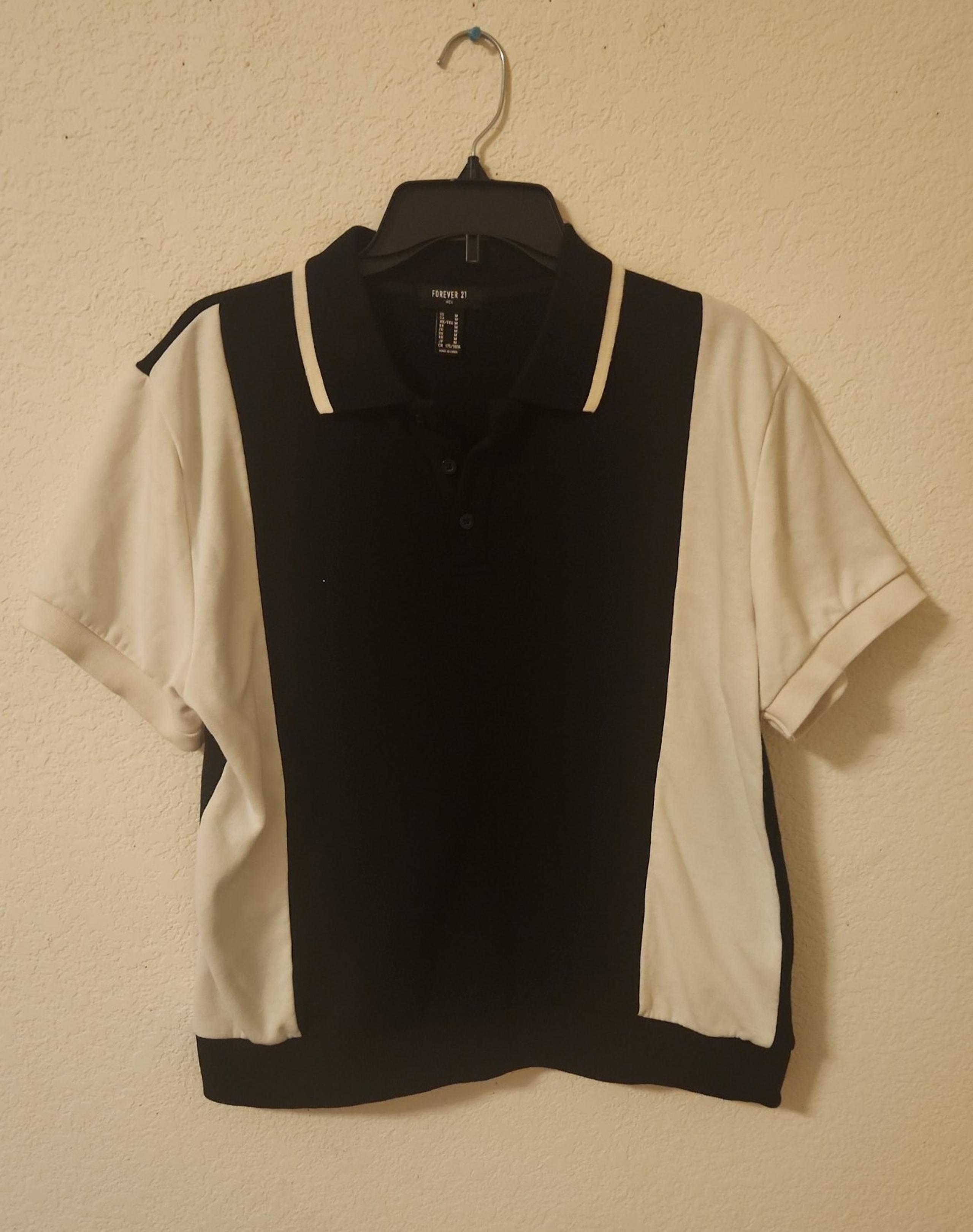 Forever 21 Black and White Polo Shirt Size Medium