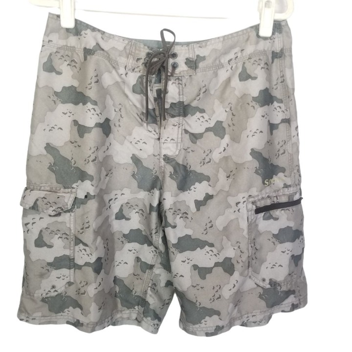 SIMMS Mens M Tan Camo Print Lace Up Fishing Hybrid Board Shorts Pockets