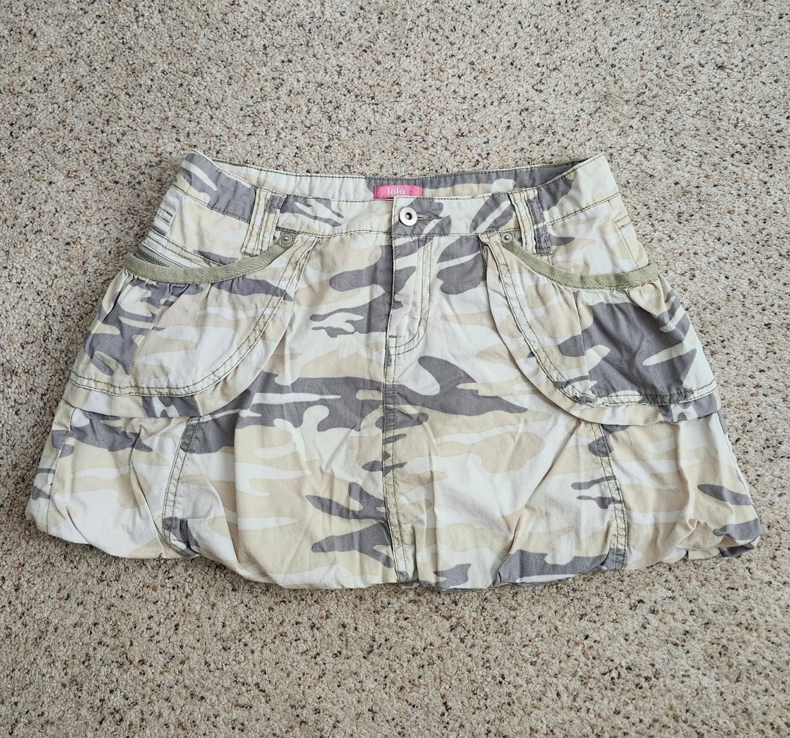 Lola camo mini skirt