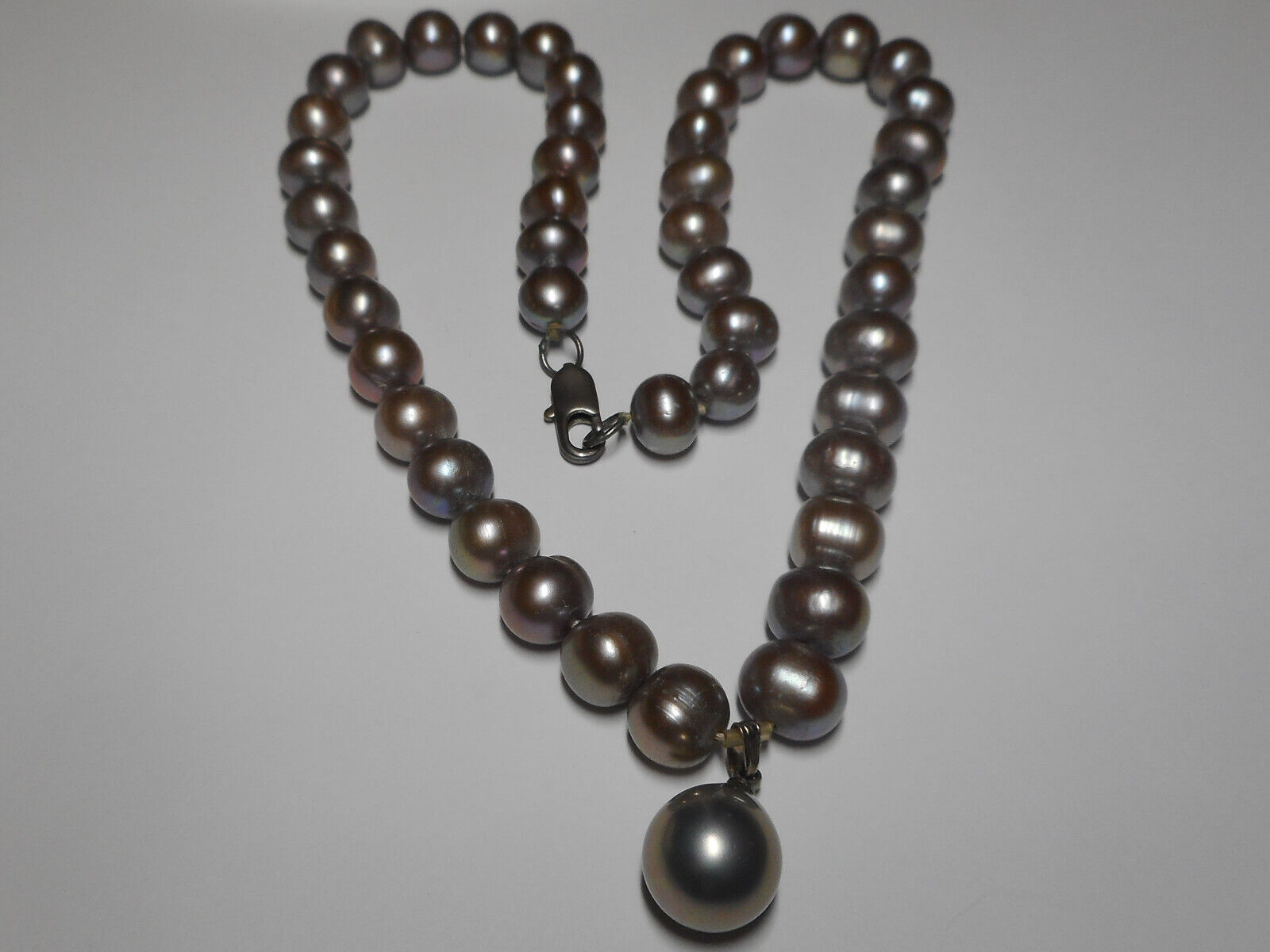 Necklace 17 1/2 inch Freshwater Cultured Gray Color Pearl Strand with Fake Drop