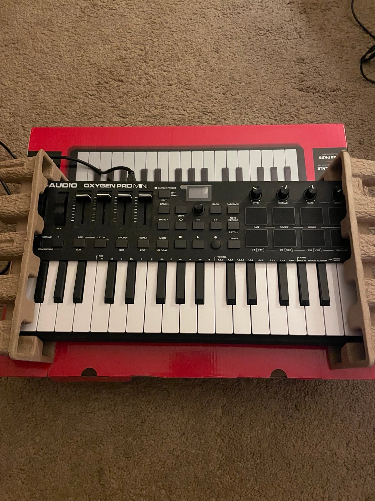 M-Audio Oxygen Pro Mini 32 Key USB MIDI Keyboard Controller