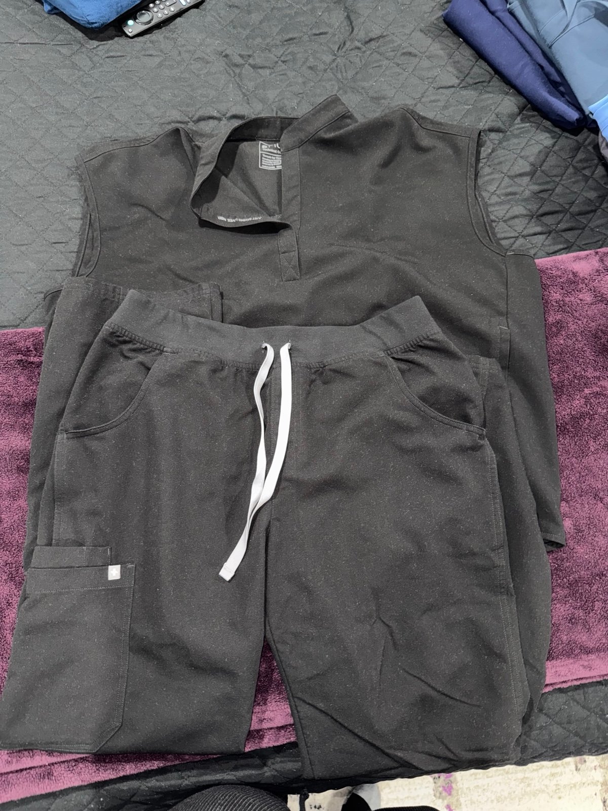 Figs scrubs