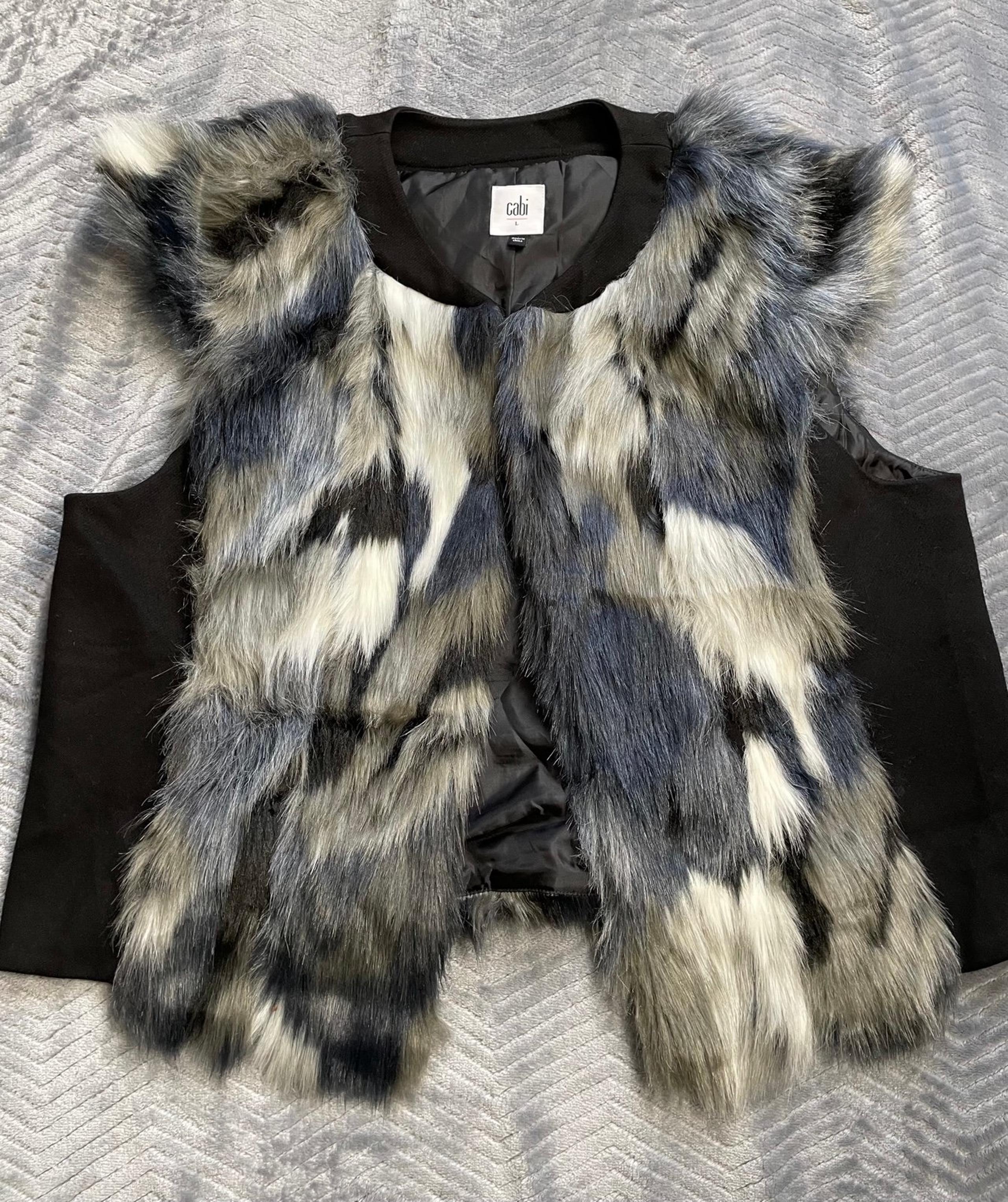 Cabi Frosty Faux Fur Vest Large