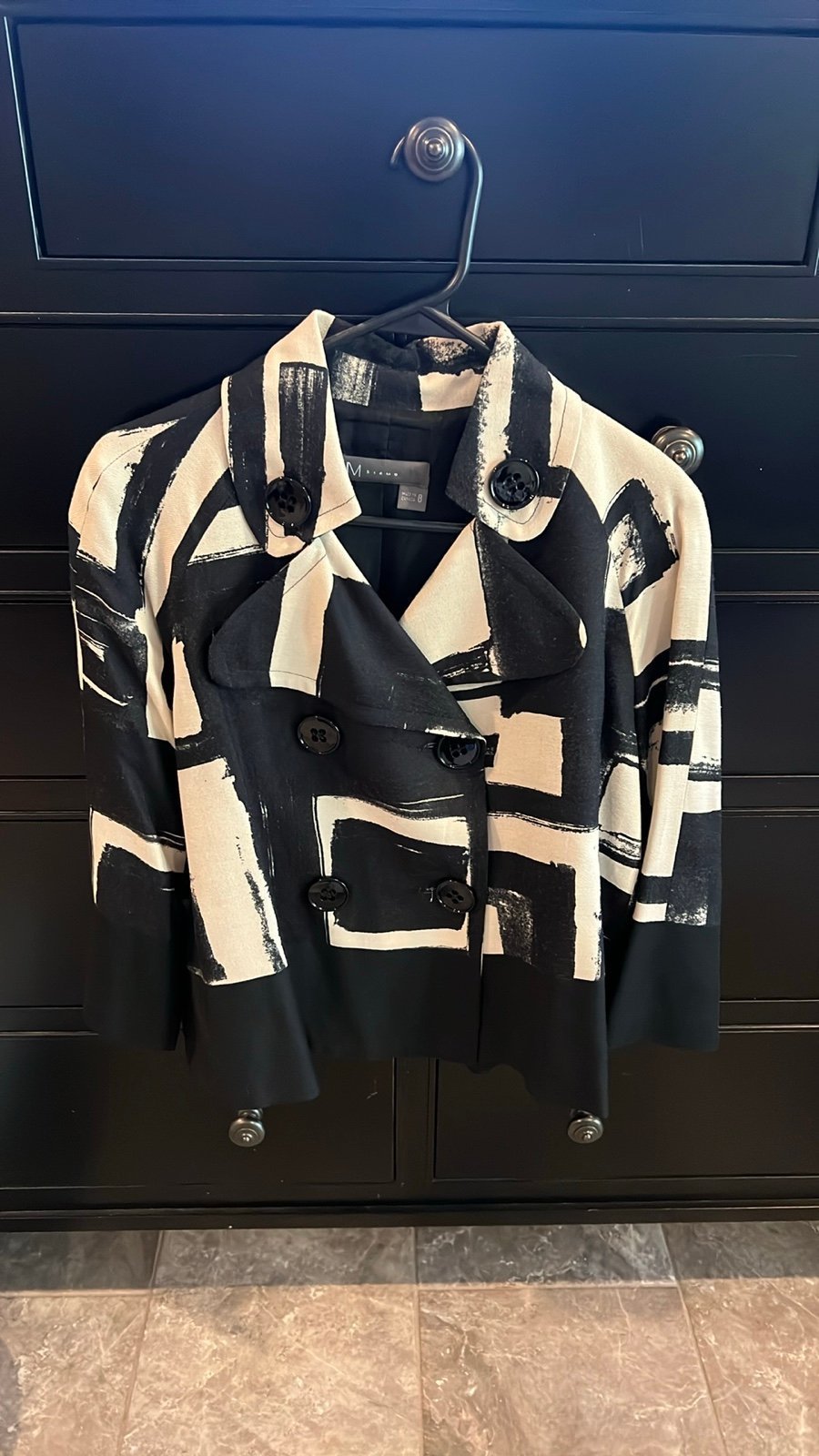 M Siamo women’s viscose black and ivory geometric jacket size 8