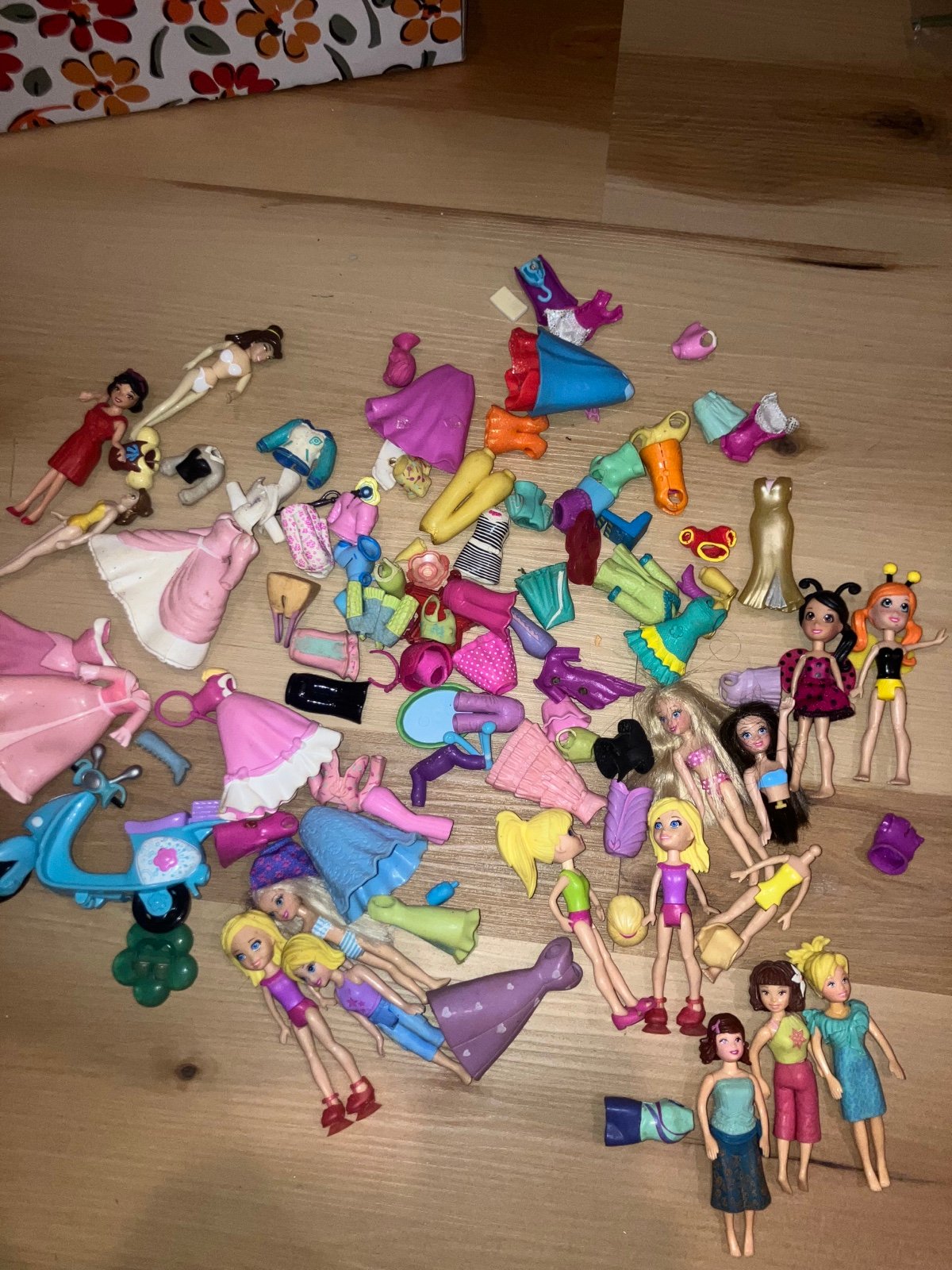 Polly Pocket Doll & Clothes Vintage Mixed Assorted Lot