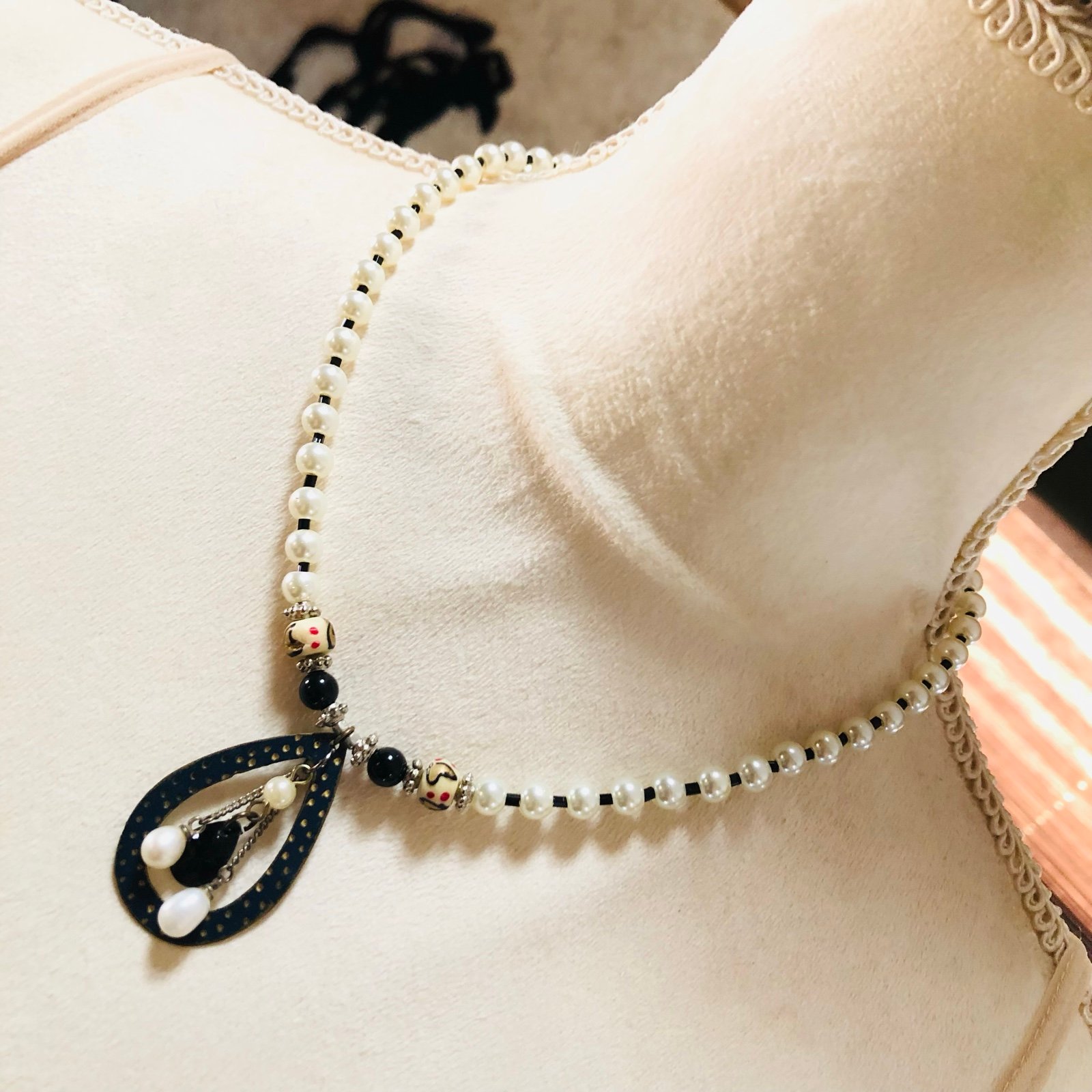 Handcrafted repurpose elegant black and white pendant Czech glass Pearl necklace