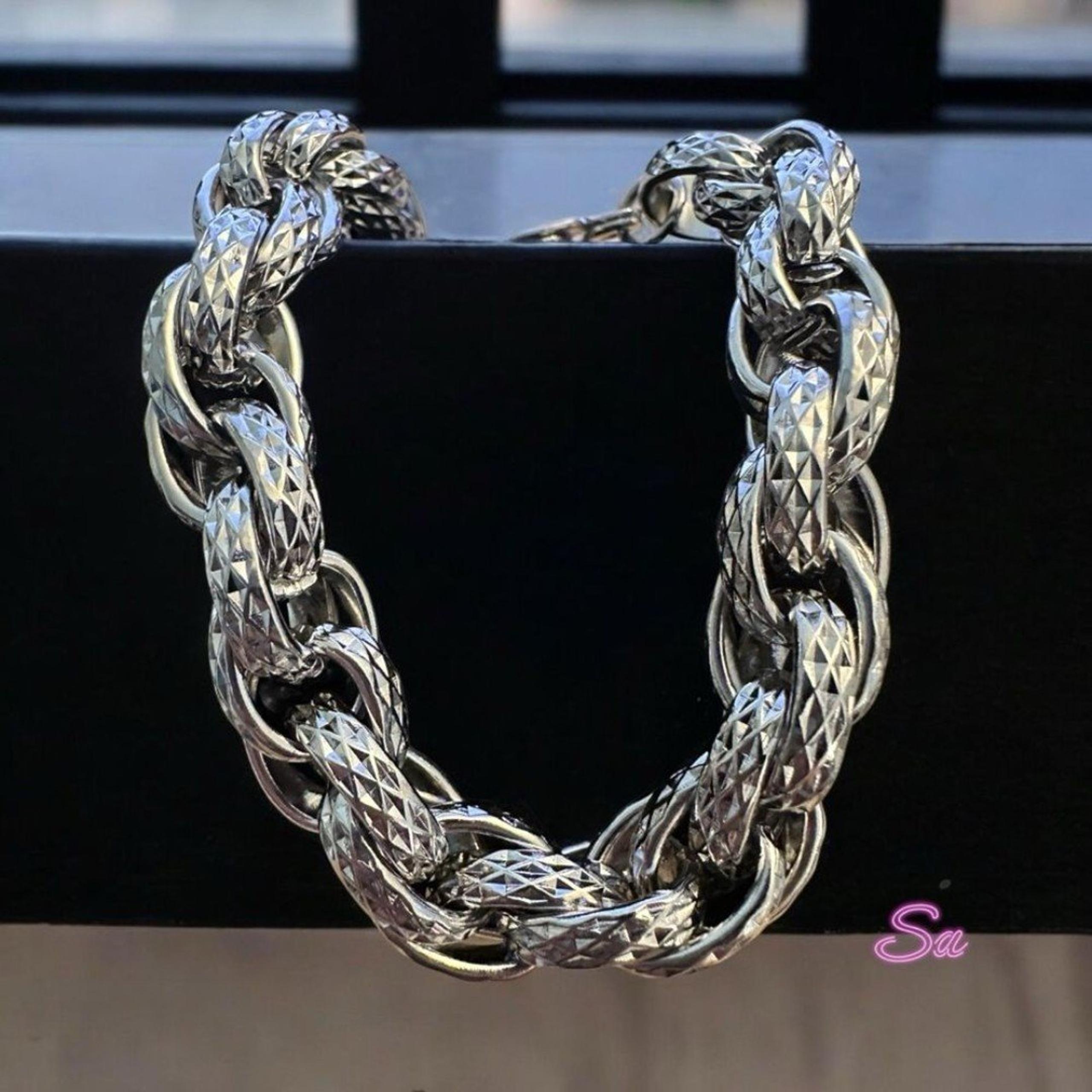 Stainless Steel 22MM Chain Link Bracelet heavy fit 8-9” no fade