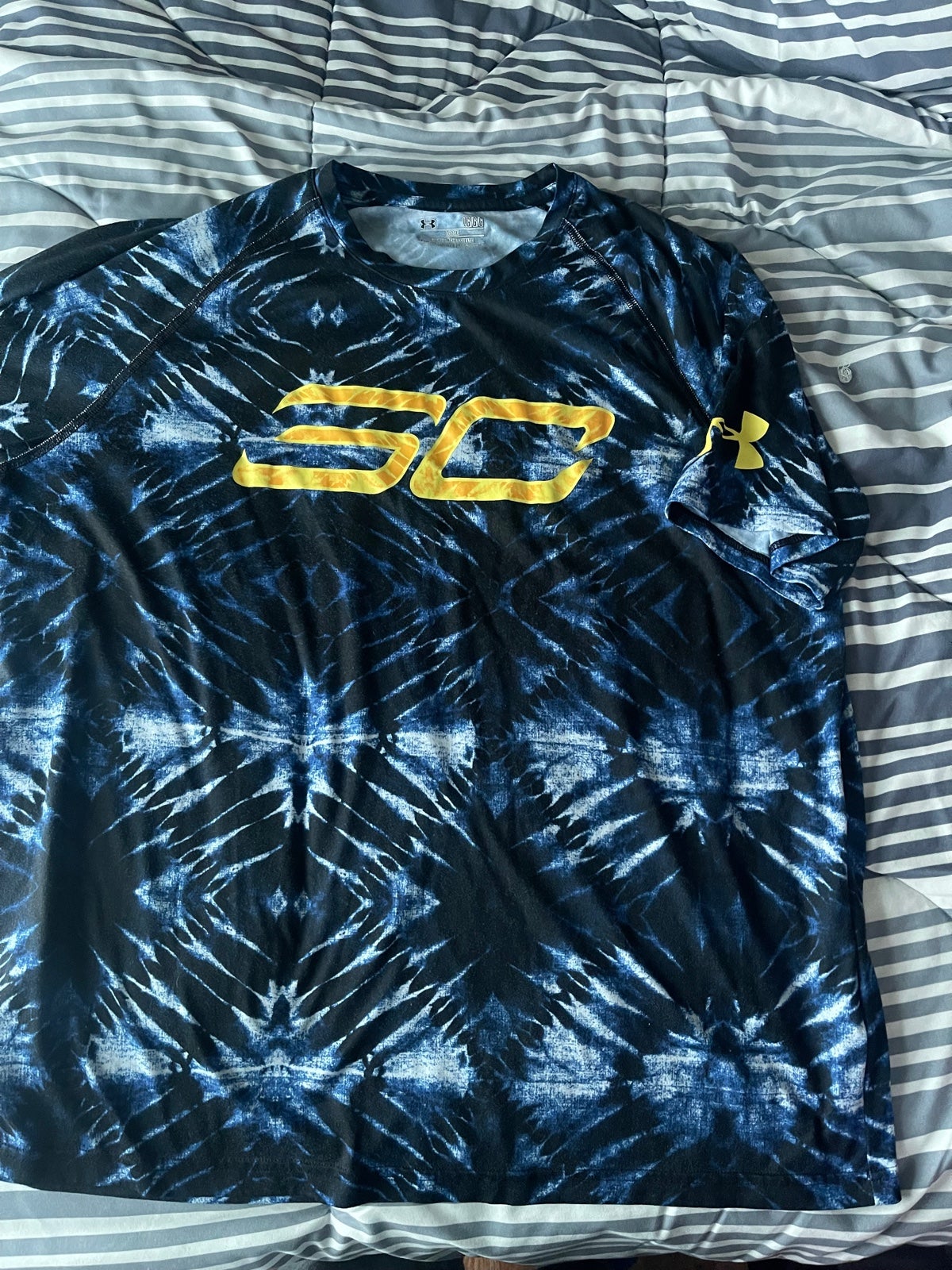 UA curry sport shirt