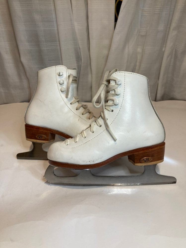 Riedell figure skates size 11.5