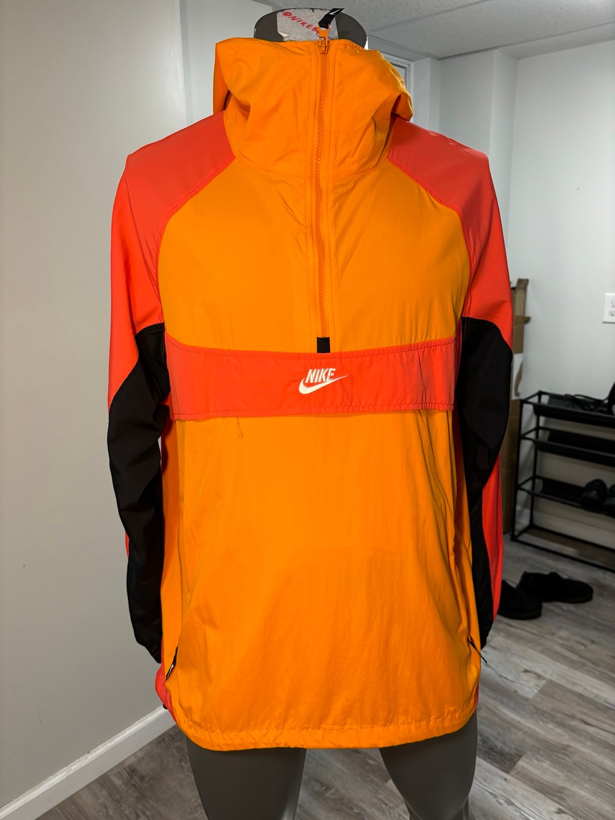 Nike Men Sportswear Hooded Pullover RARE oversized Size LARGE Windbreaker DRI-FI